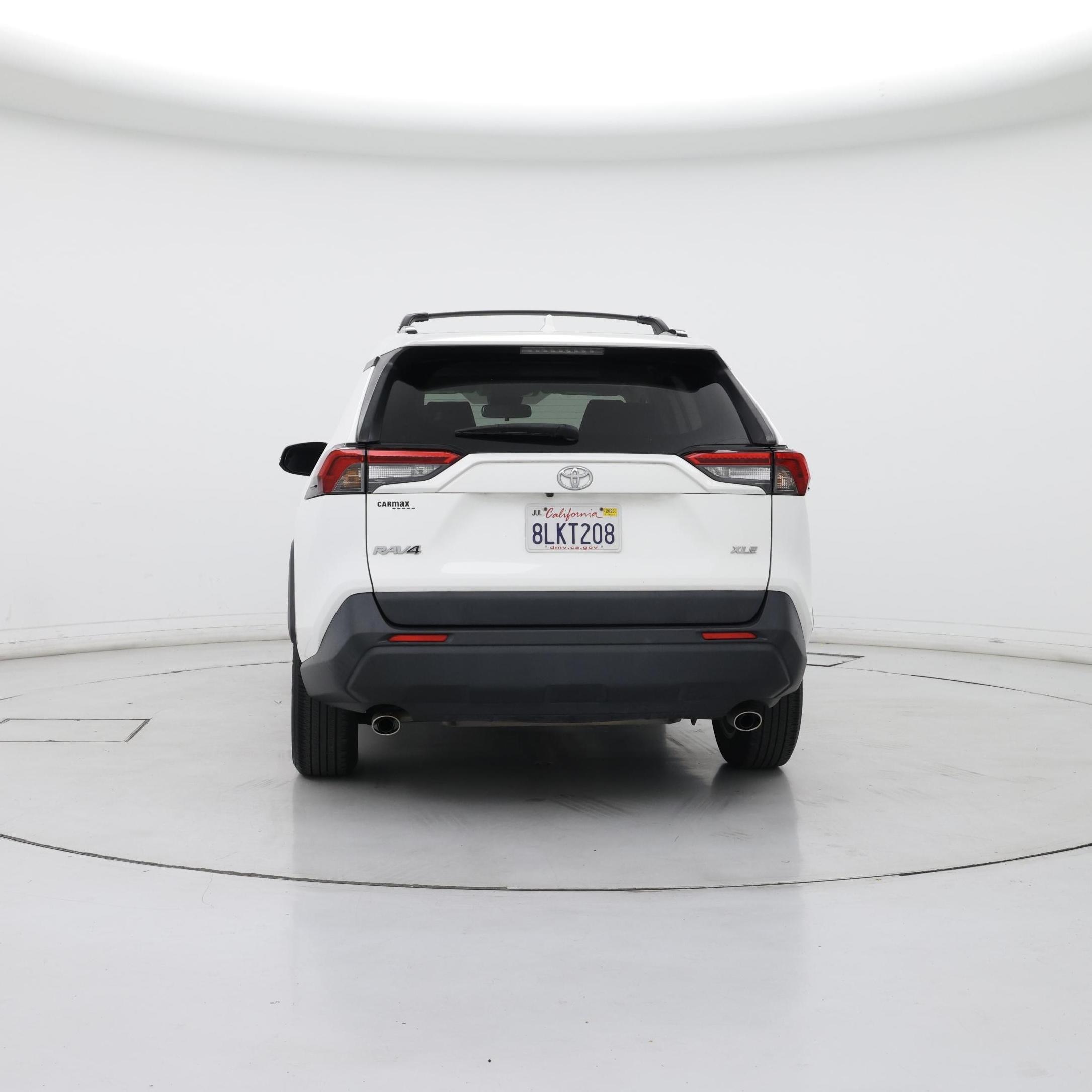 Thumbnail: 2019 Toyota RAV4 - 6