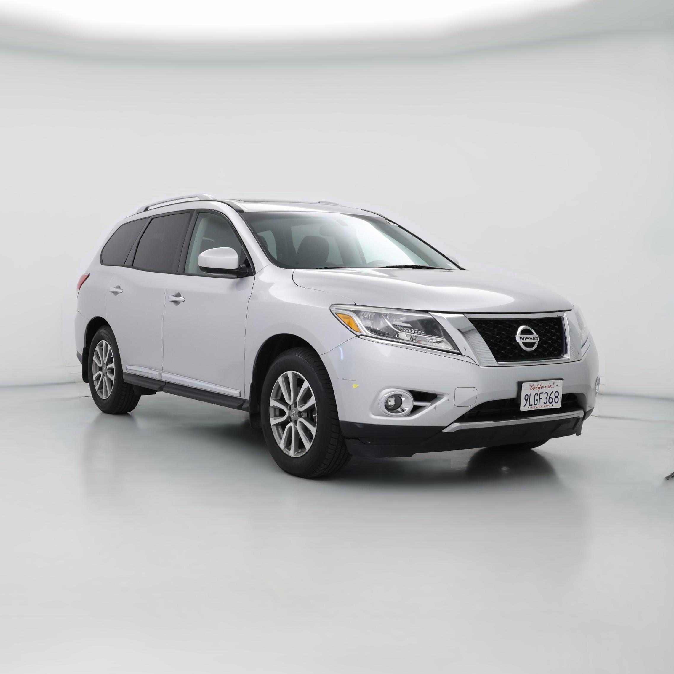 Thumbnail: 2015 Nissan Pathfinder - 1