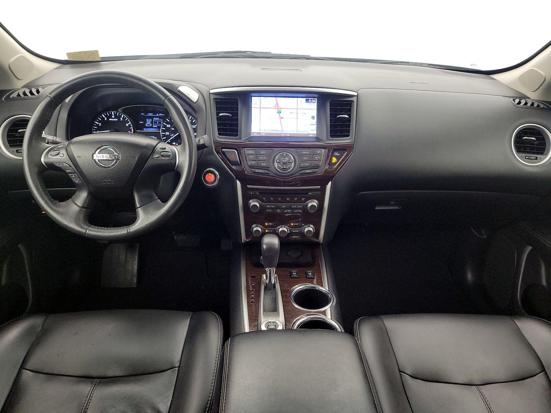 Thumbnail: 2015 Nissan Pathfinder - 9