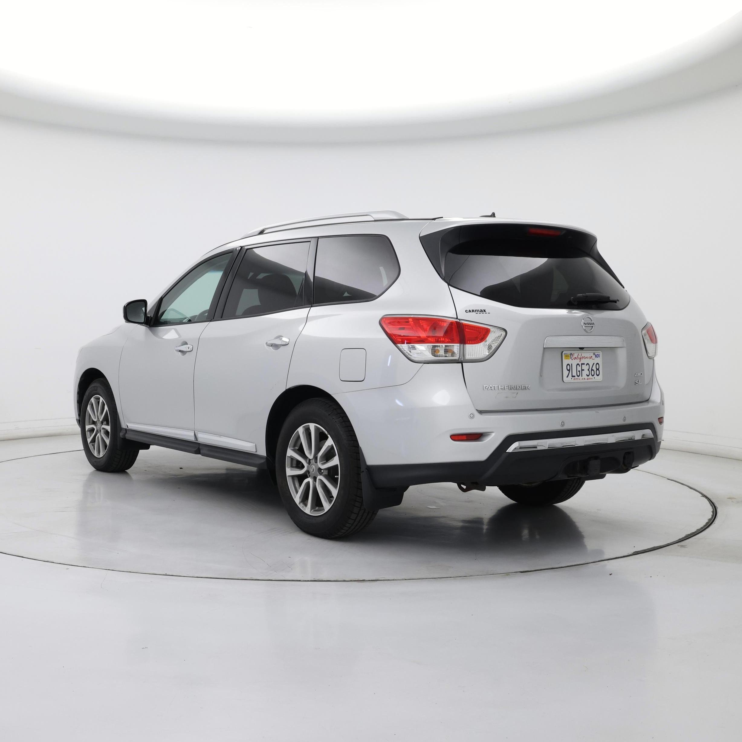 Thumbnail: 2015 Nissan Pathfinder - 2