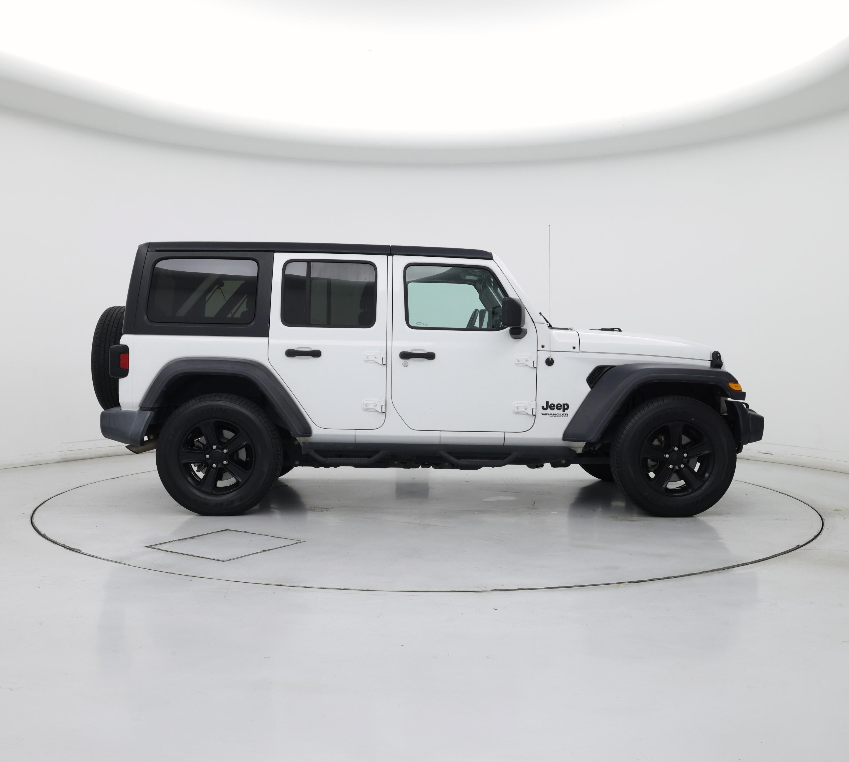 Thumbnail: 2019 Jeep Wrangler - 7