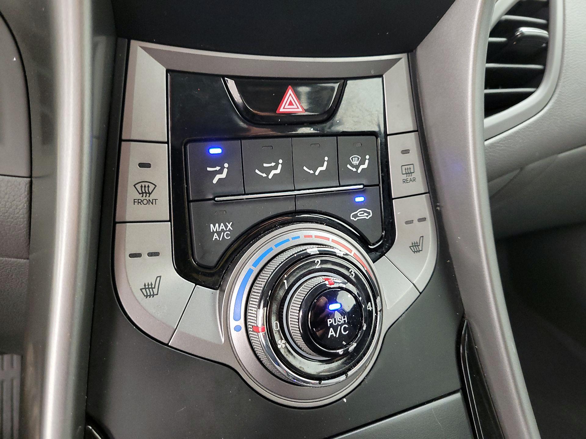 Thumbnail: 2013 Hyundai Elantra - 15