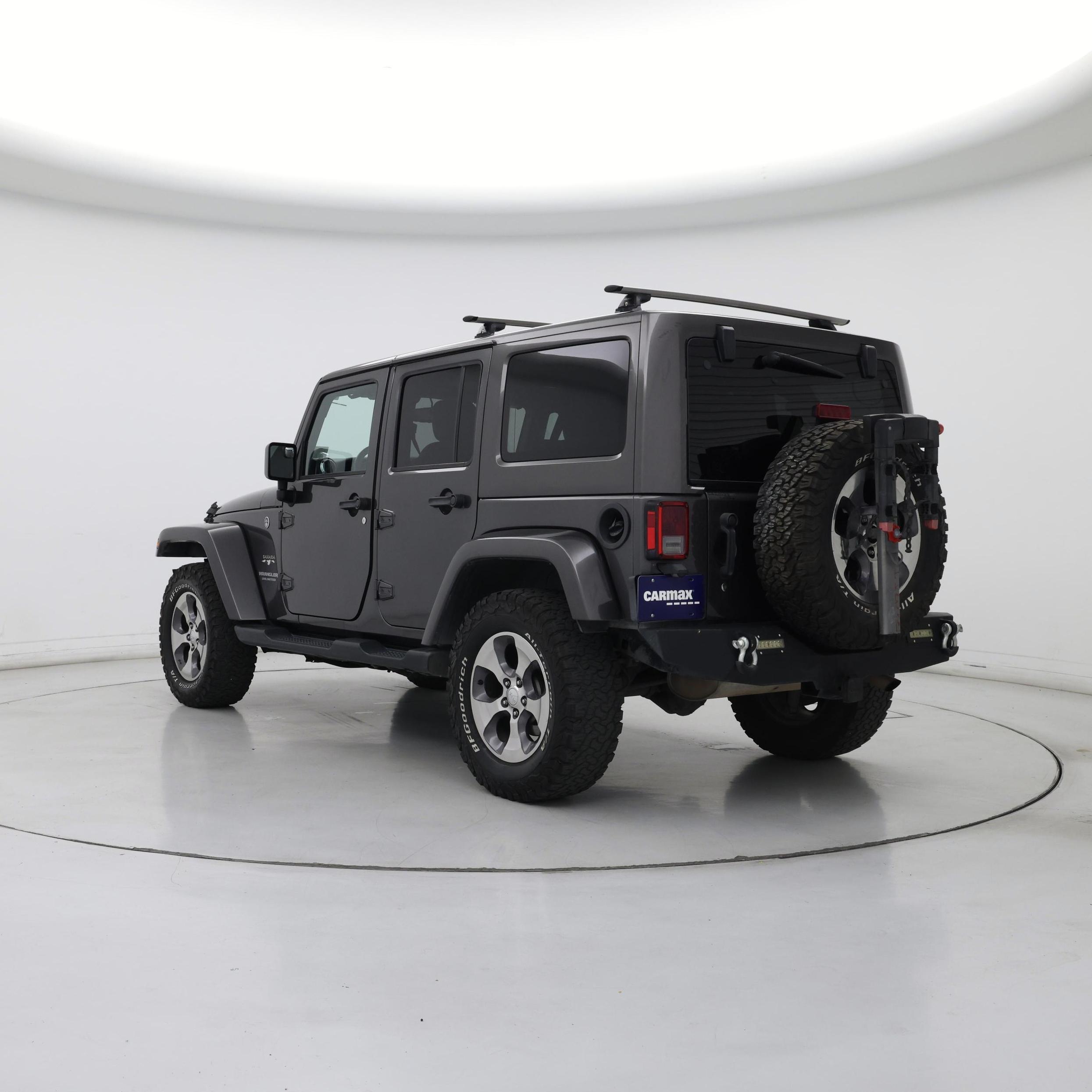 Thumbnail: 2016 Jeep Wrangler - 2