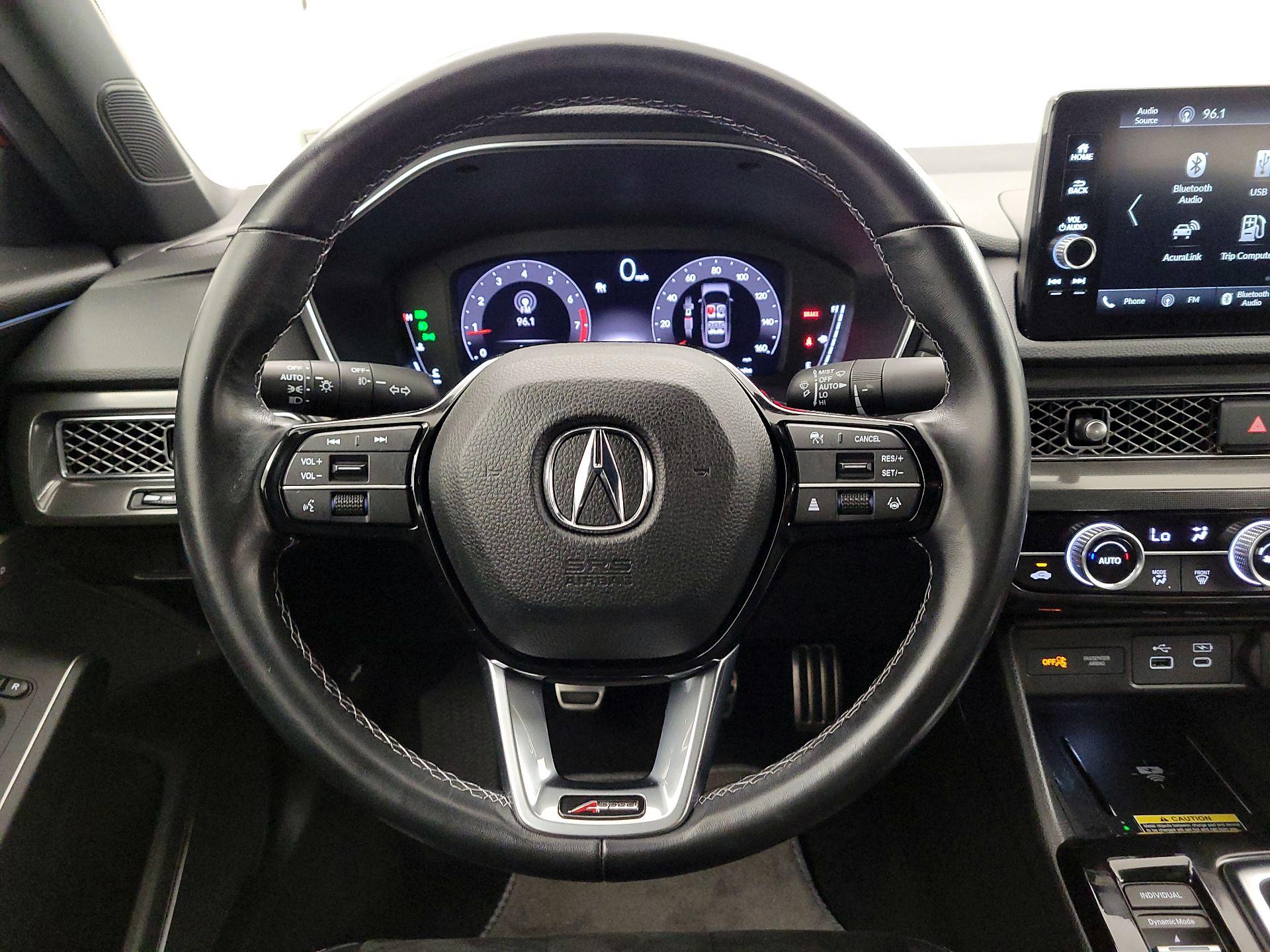 Thumbnail: 2023 Acura Integra - 10