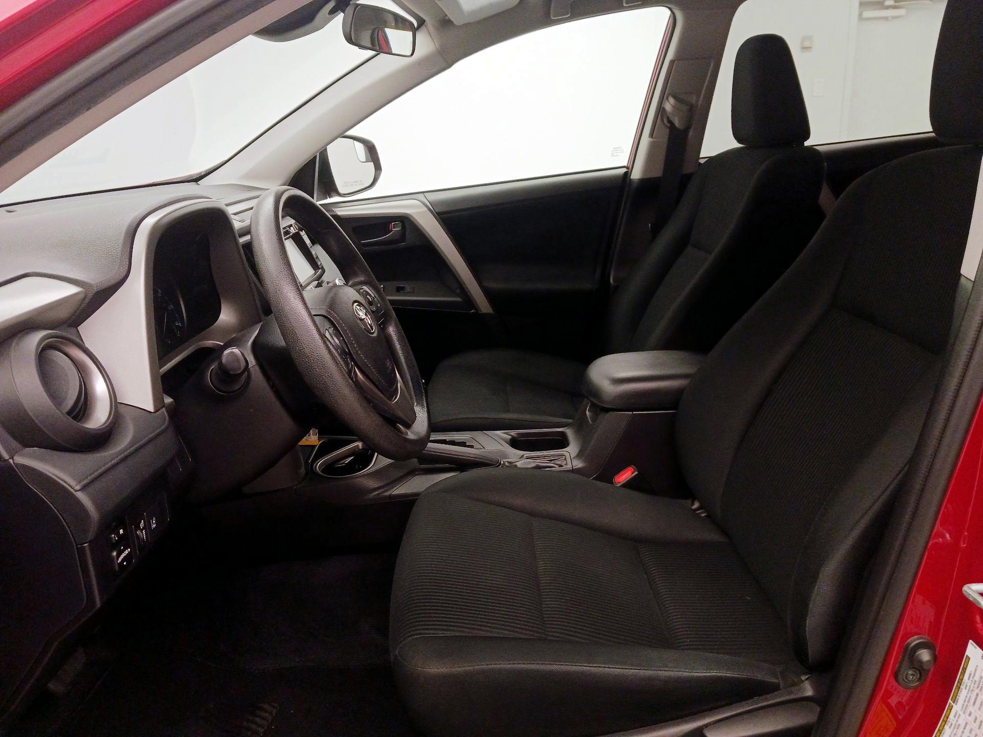 Thumbnail: 2017 Toyota RAV4 - 11