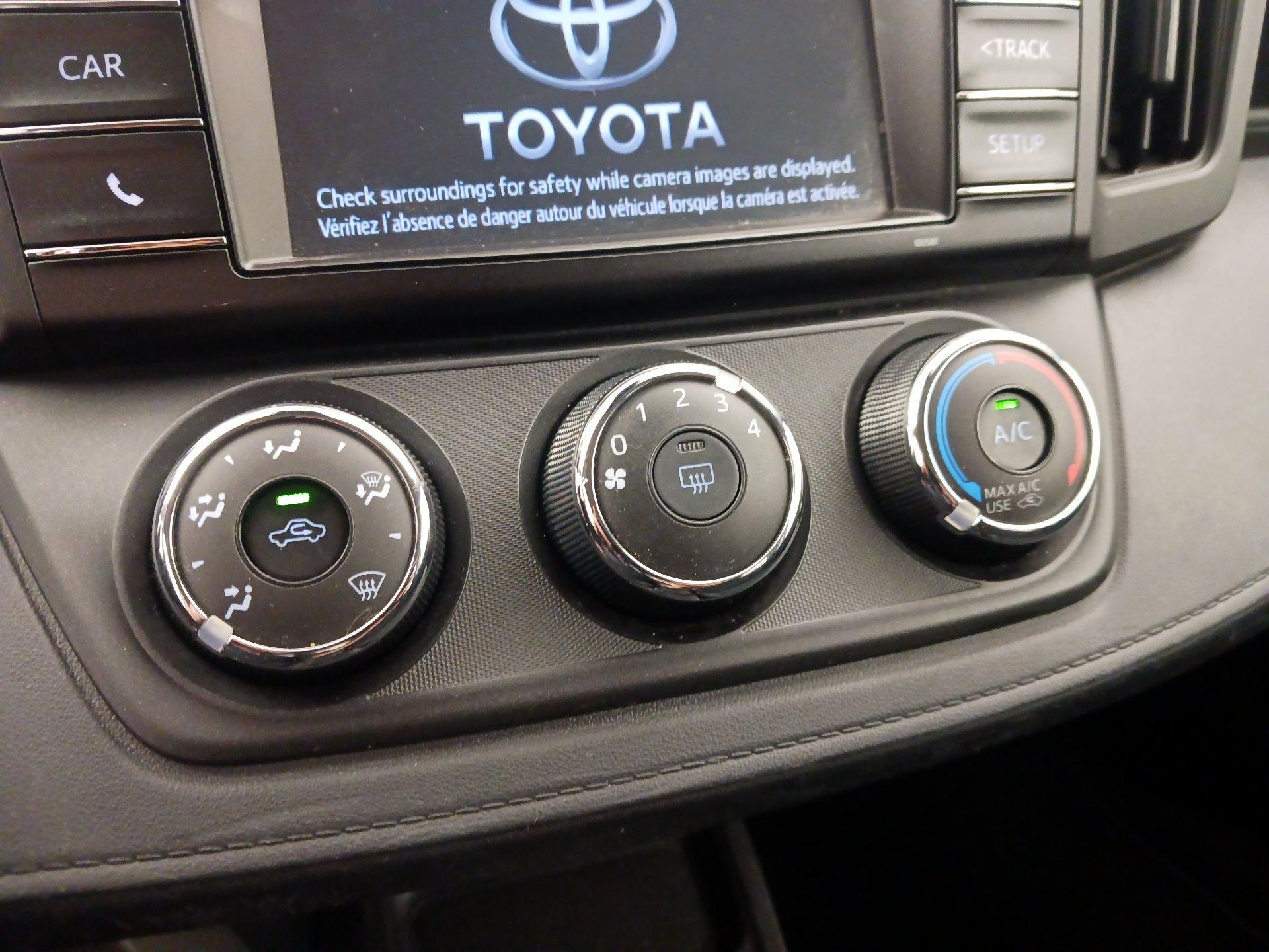 Thumbnail: 2017 Toyota RAV4 - 16