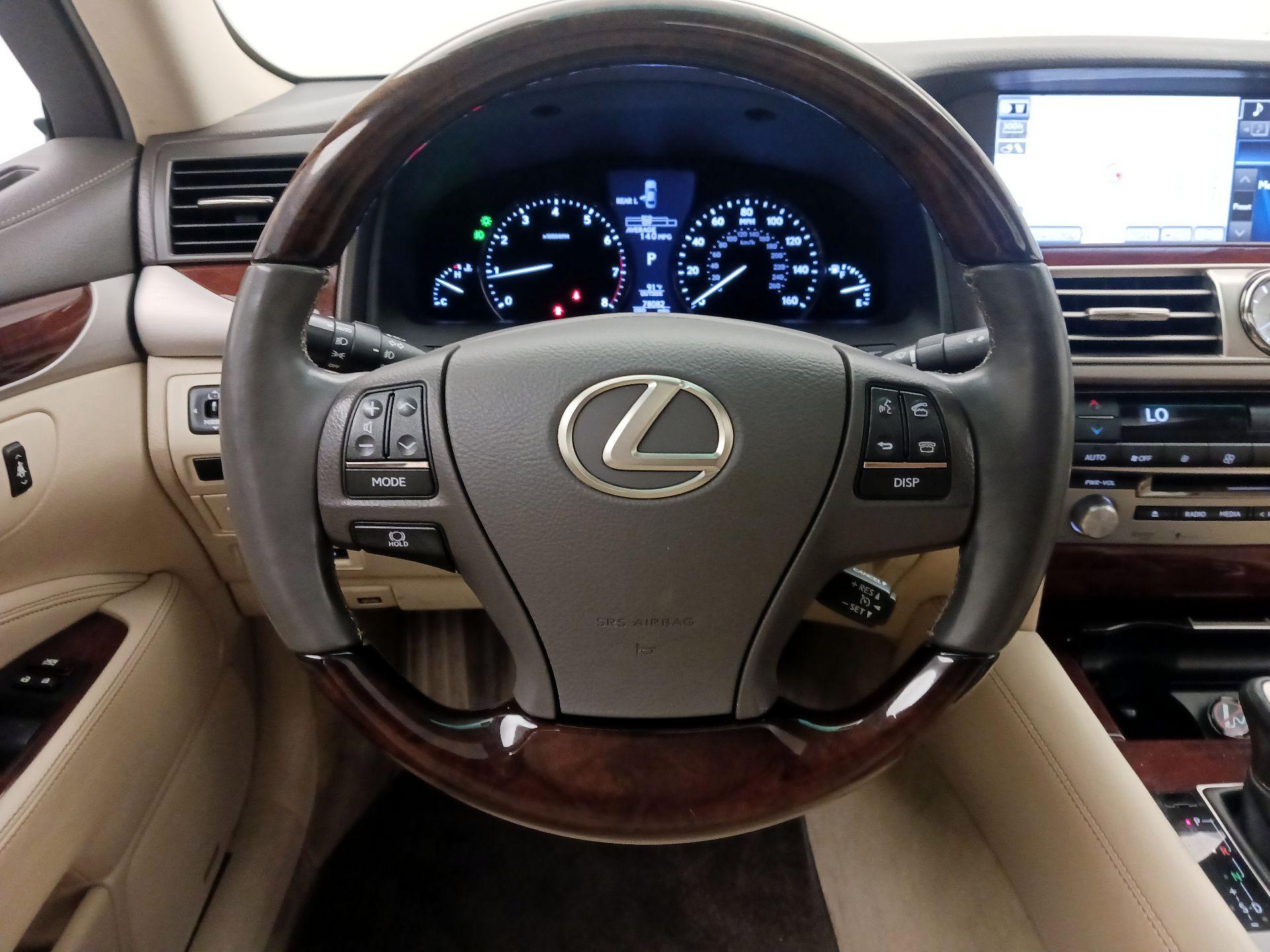 Thumbnail: 2014 Lexus LS - 10