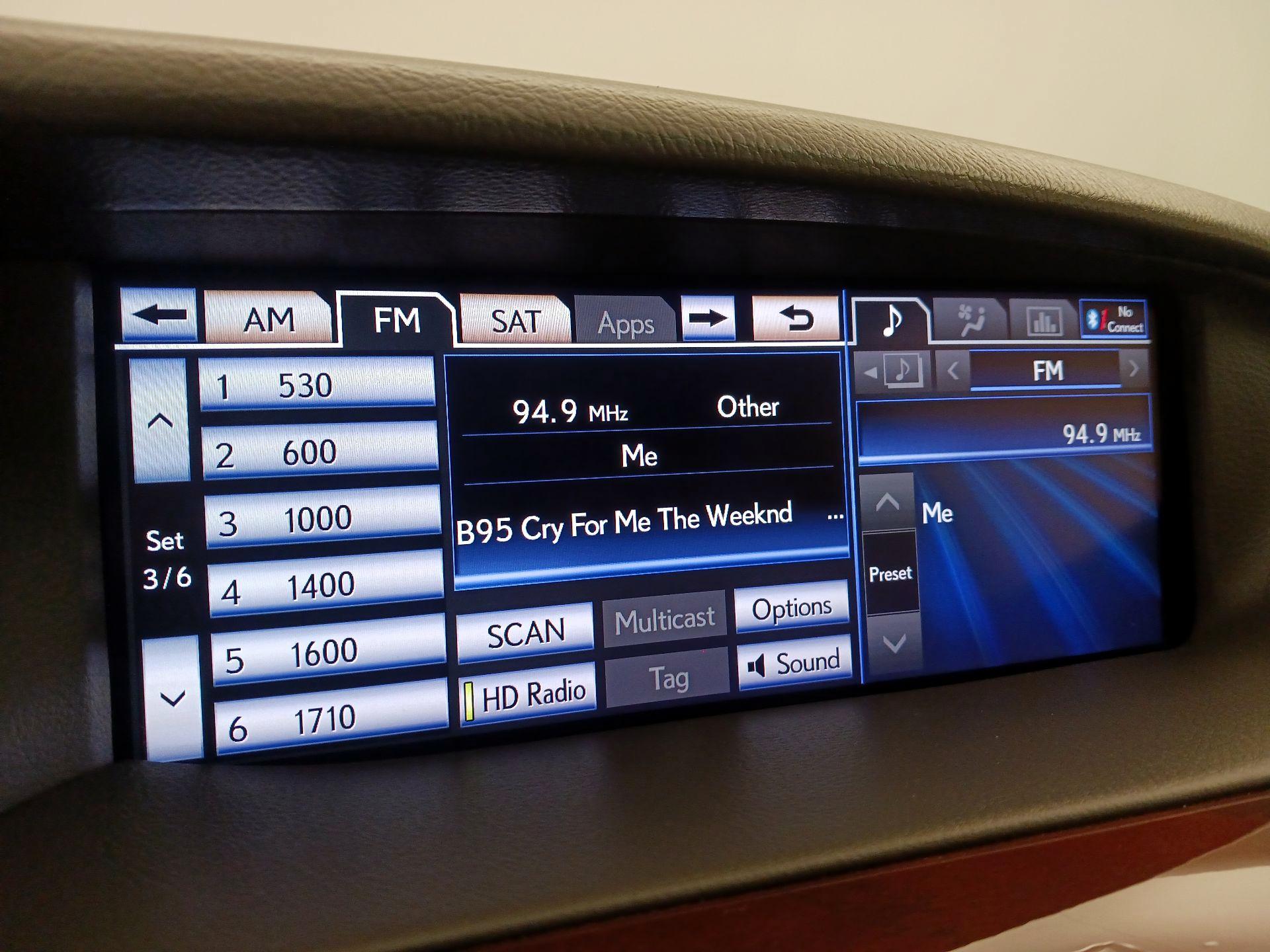 Thumbnail: 2014 Lexus LS - 16