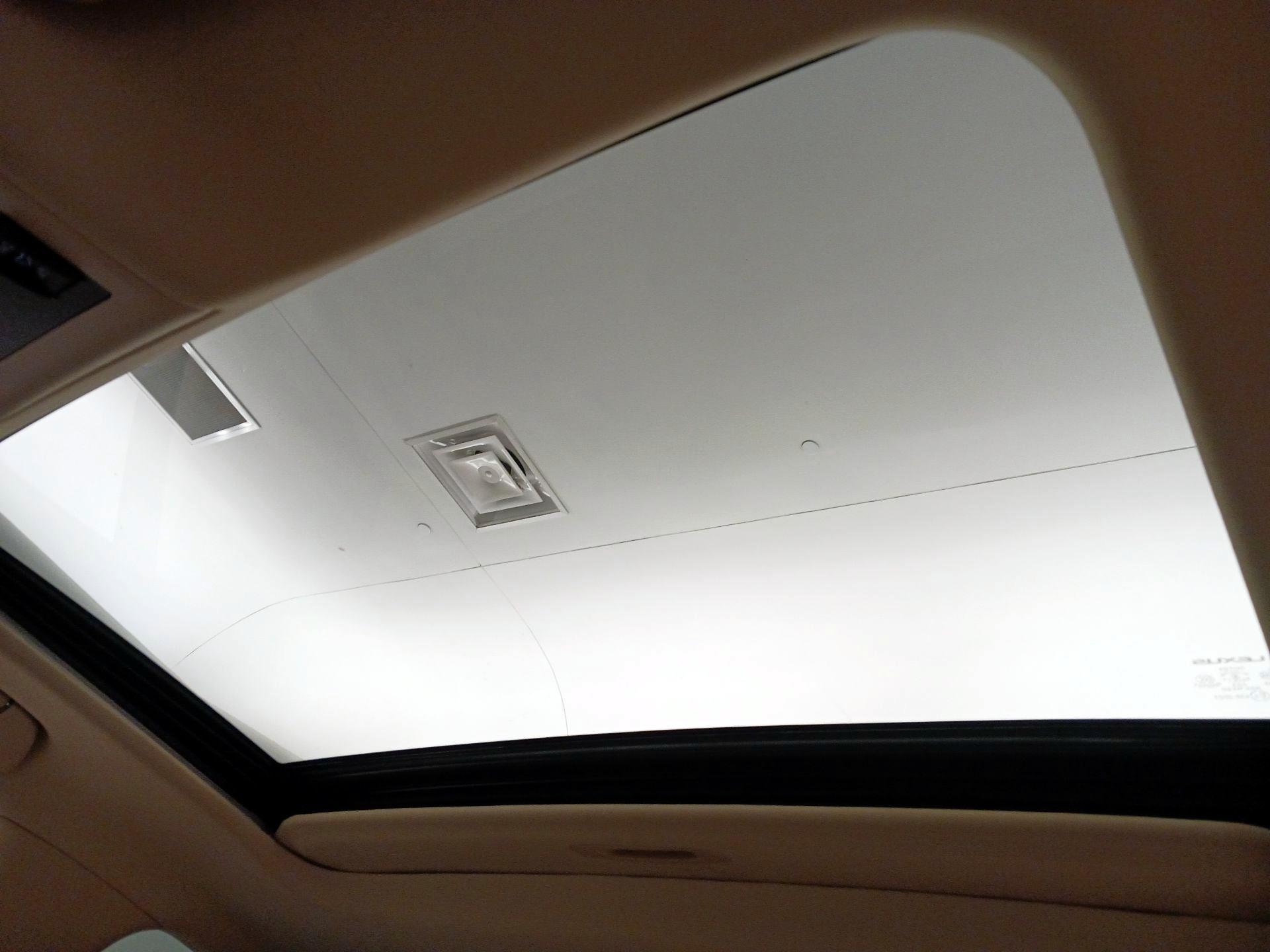 Thumbnail: 2014 Lexus LS - 20