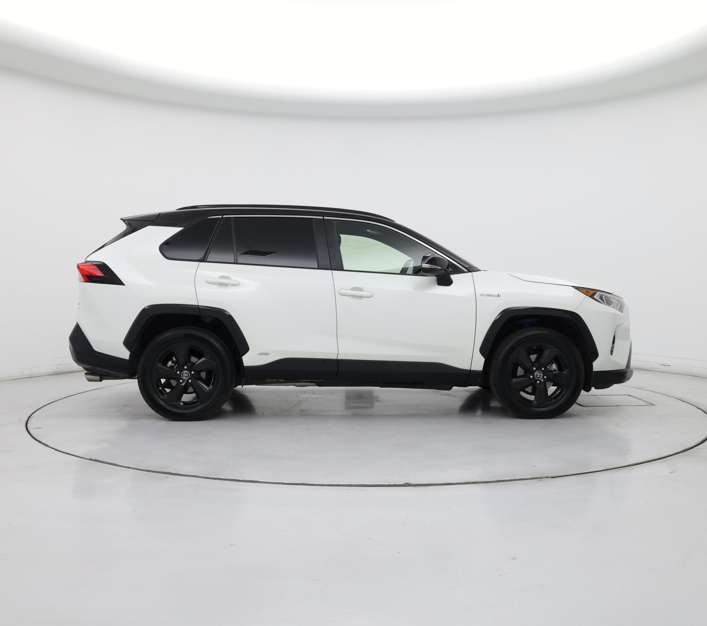 Thumbnail: 2019 Toyota RAV4 - 7