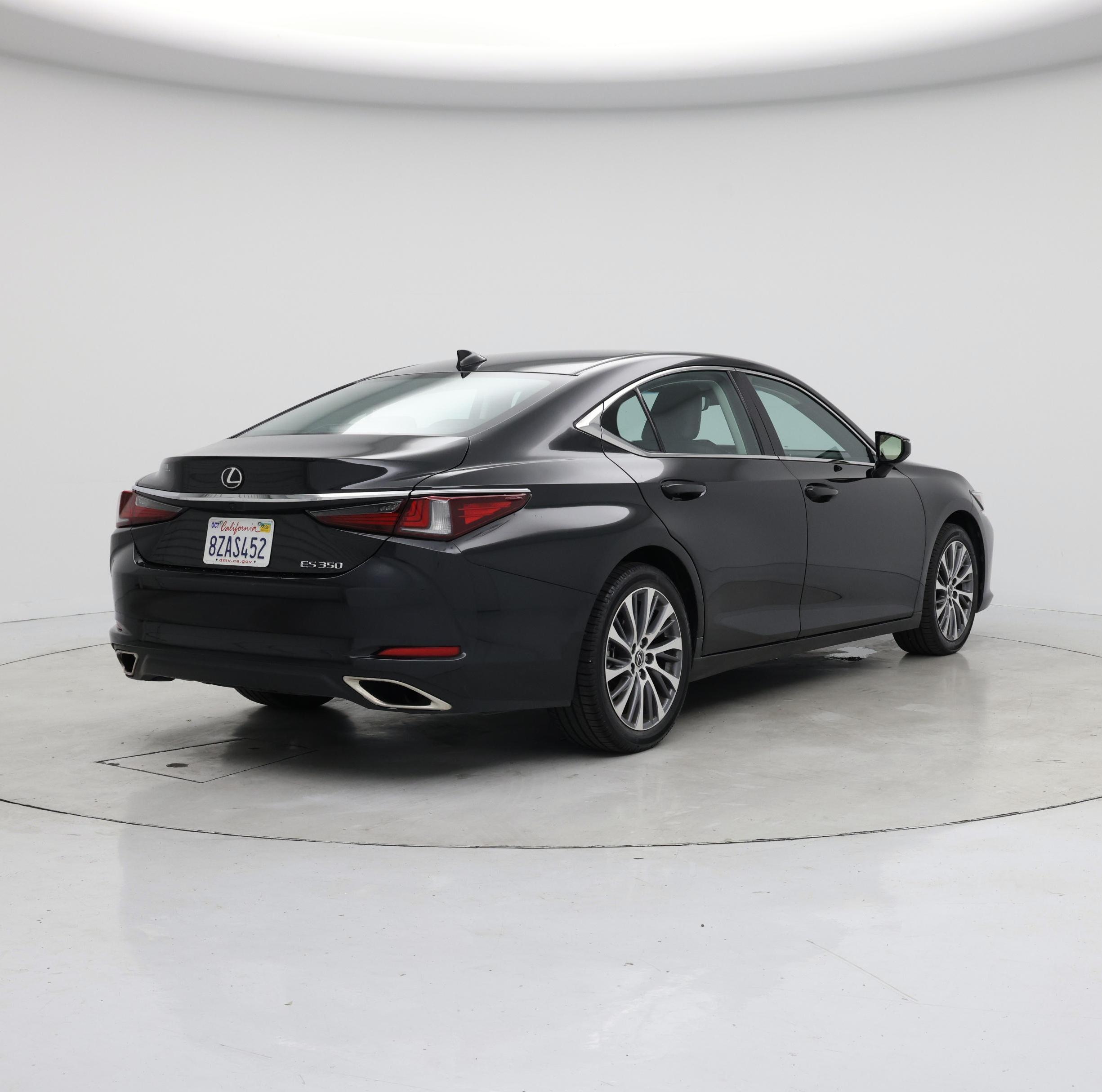 Thumbnail: 2021 Lexus ES - 8