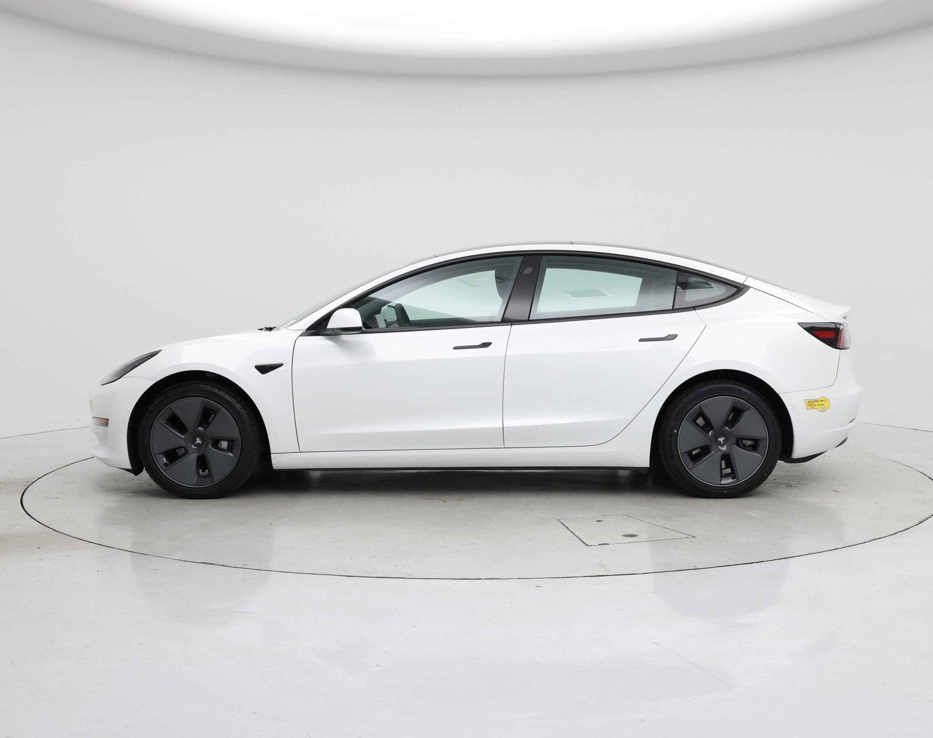 Thumbnail: 2022 Tesla Model 3 - 3