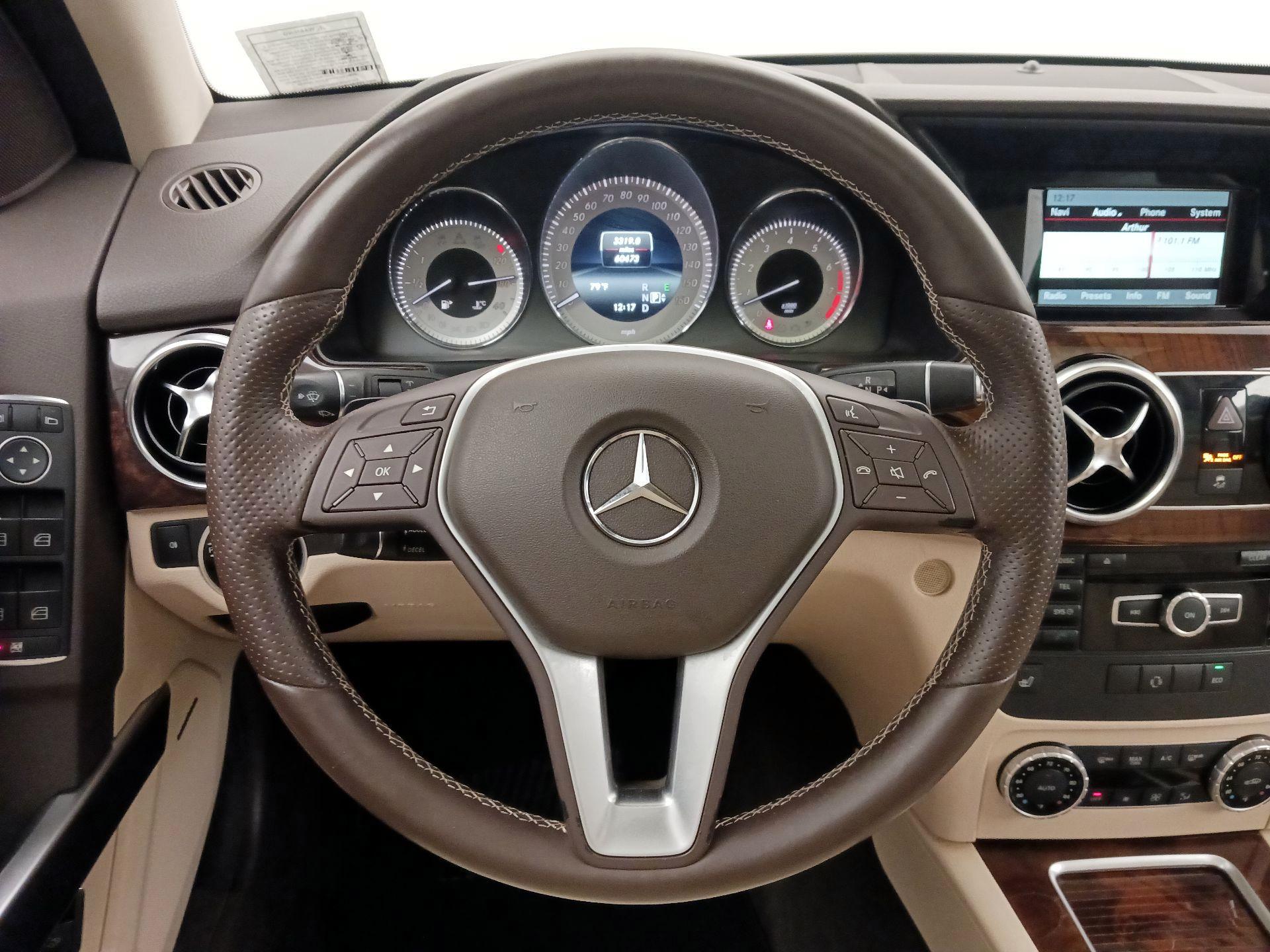 Thumbnail: 2015 Mercedes-Benz GLK - 10