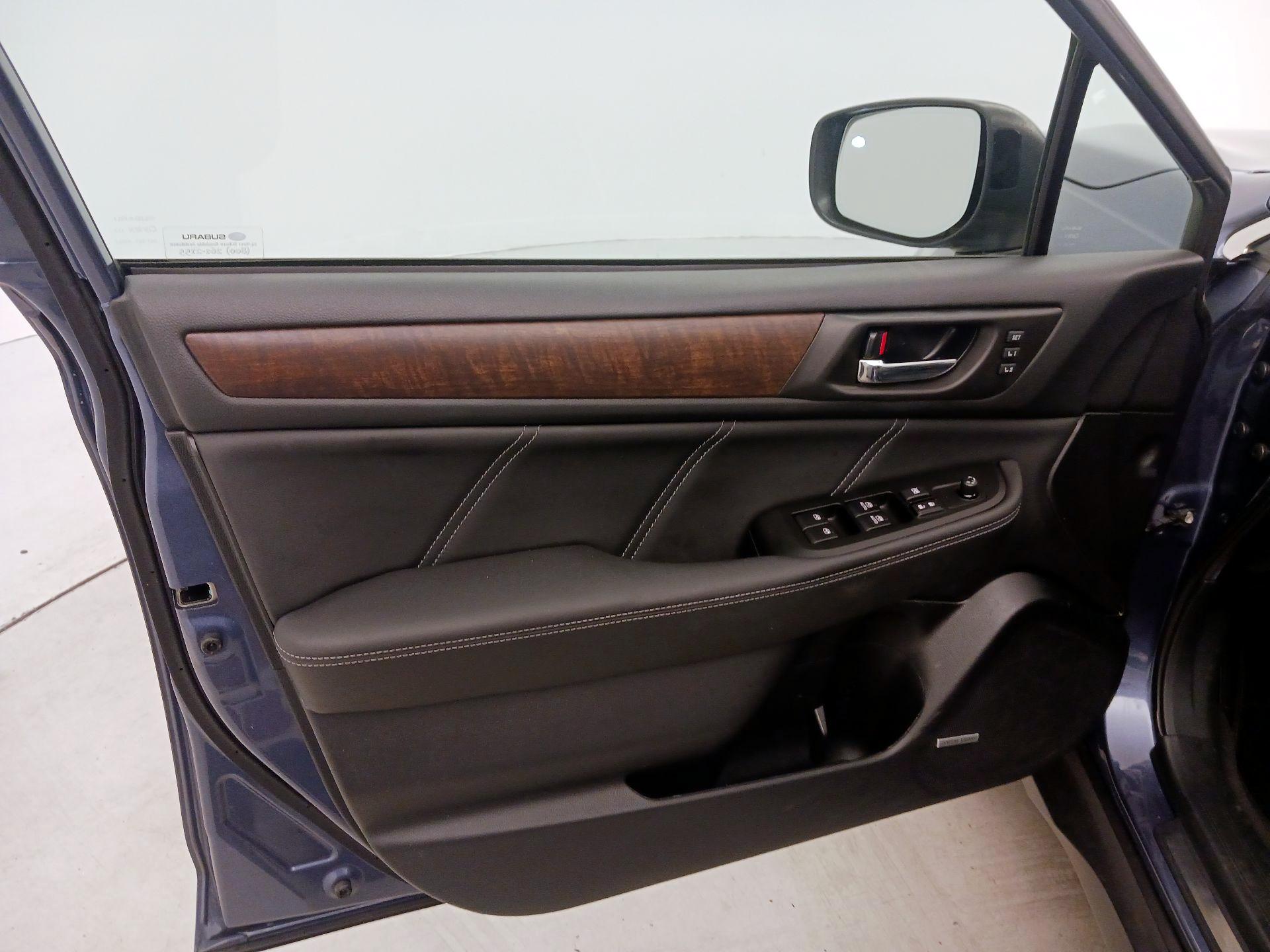 Thumbnail: 2018 Subaru Outback - 12
