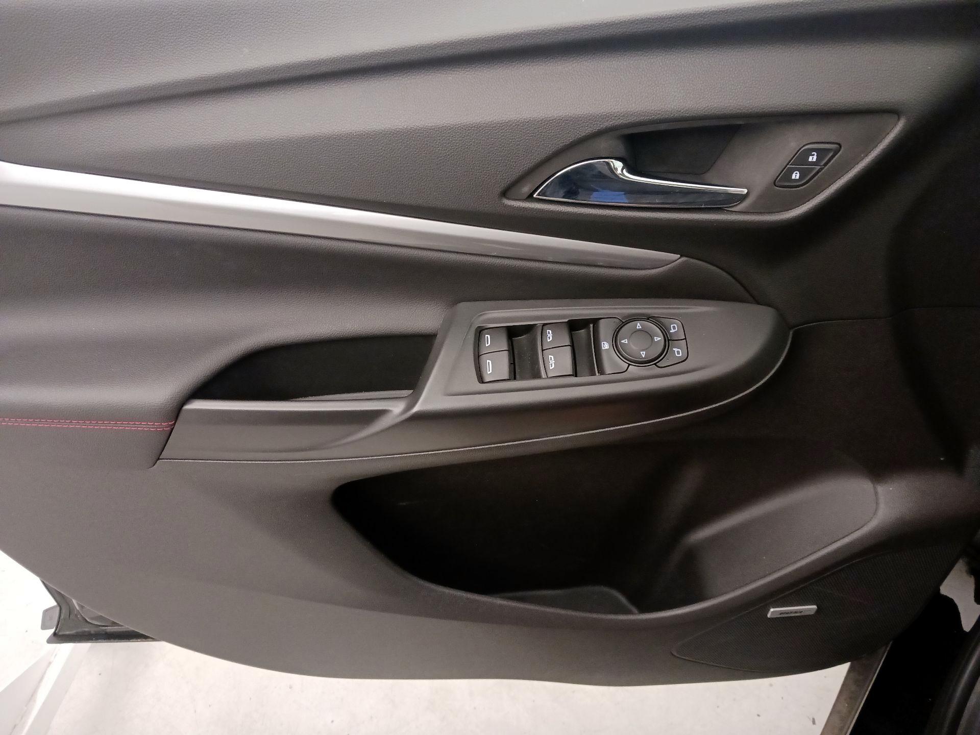 Thumbnail: 2023 Chevrolet Bolt EUV - 12