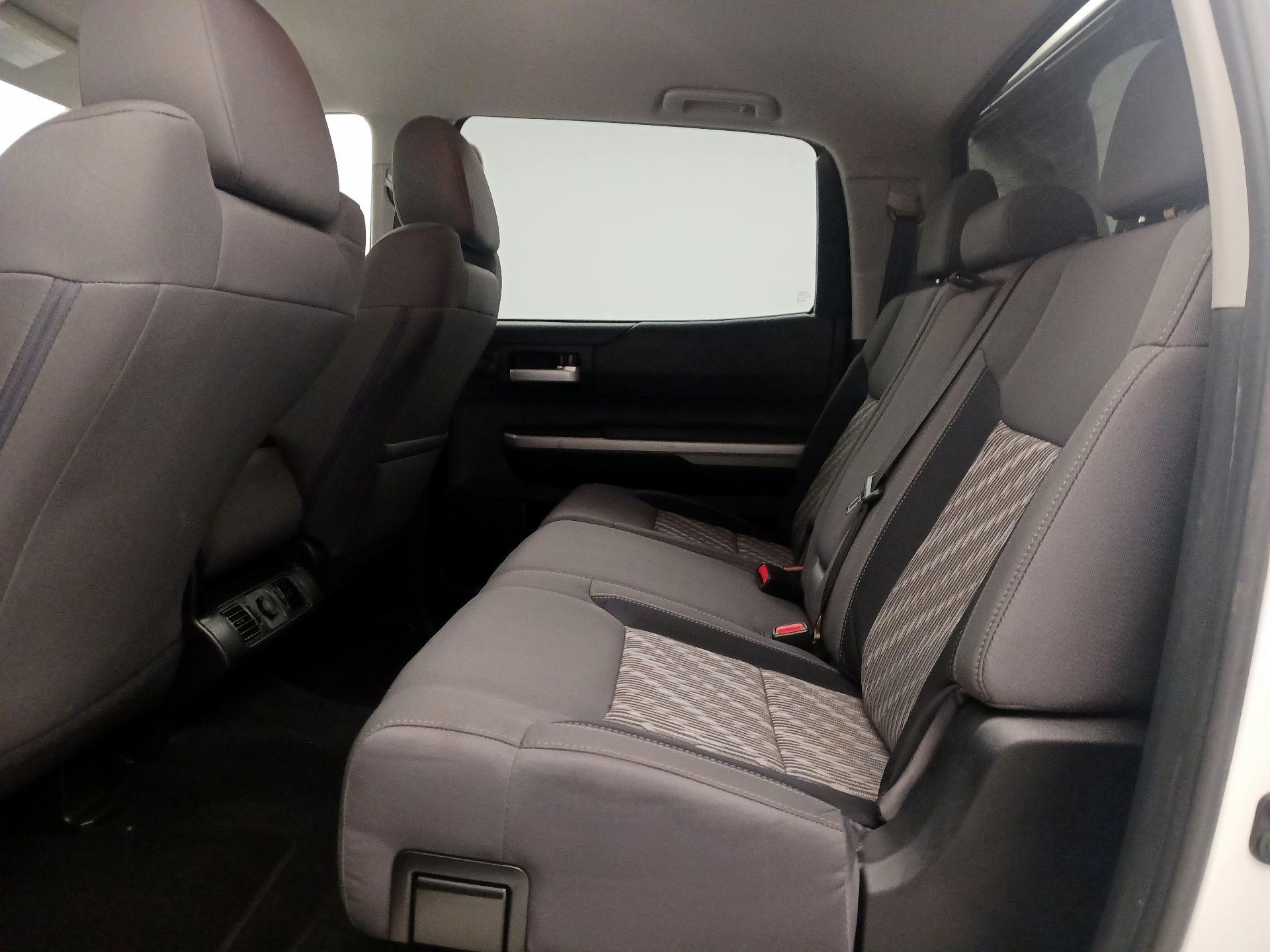 Thumbnail: 2019 Toyota Tundra - 19