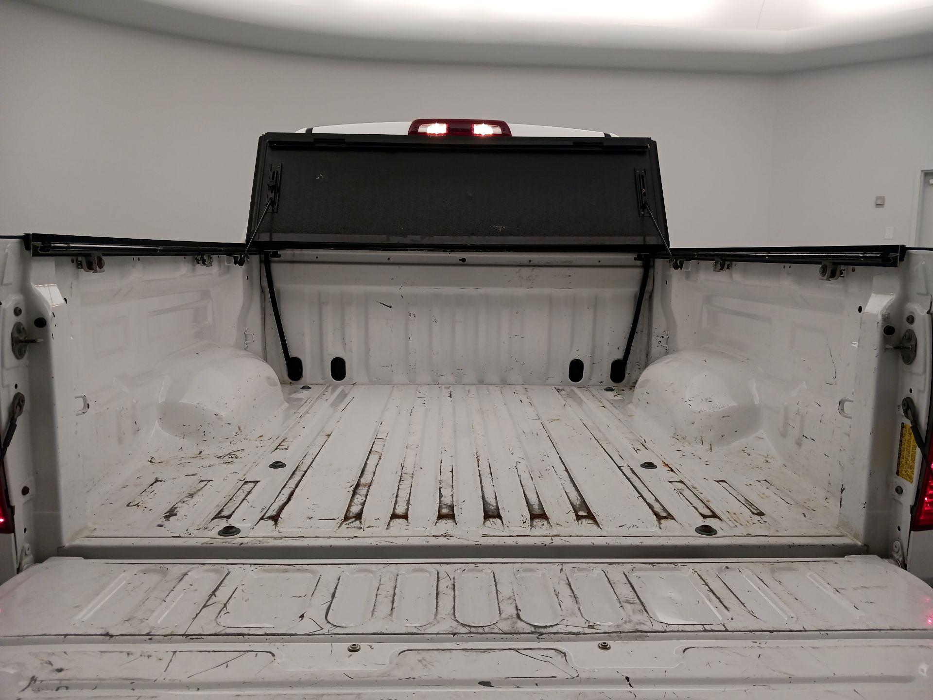 Thumbnail: 2019 Toyota Tundra - 20