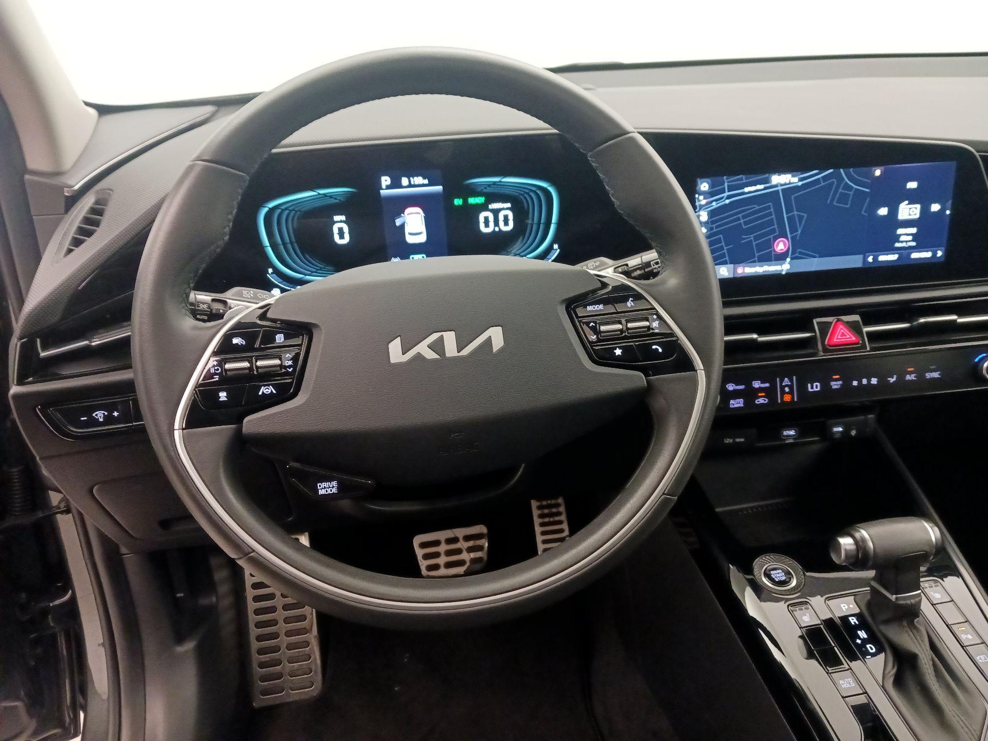 Thumbnail: 2023 Kia Niro - 10