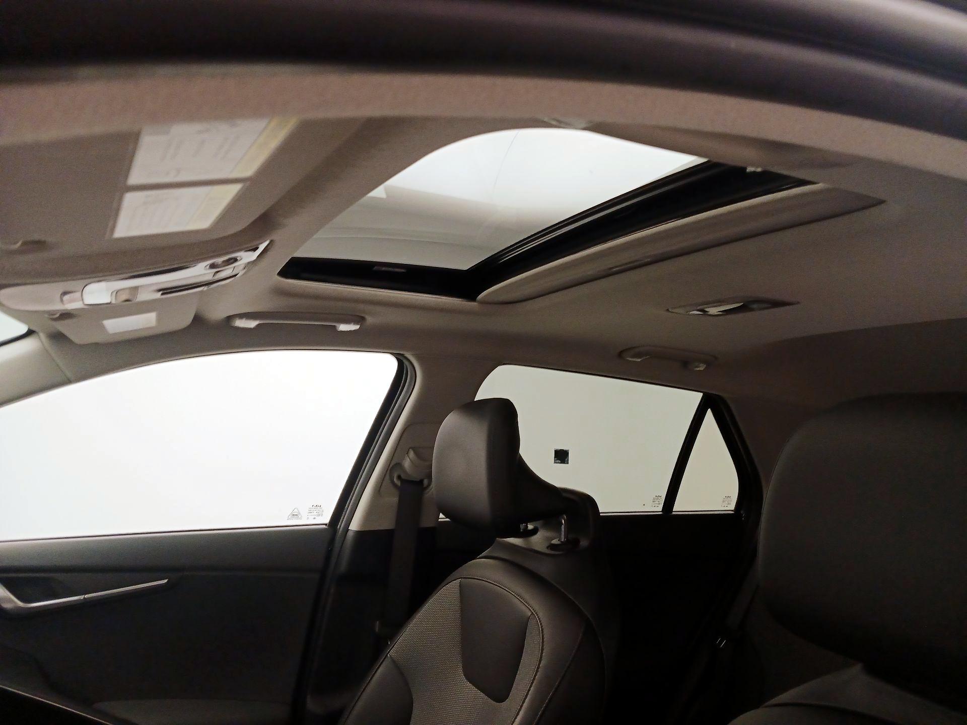 Thumbnail: 2023 Kia Niro - 20