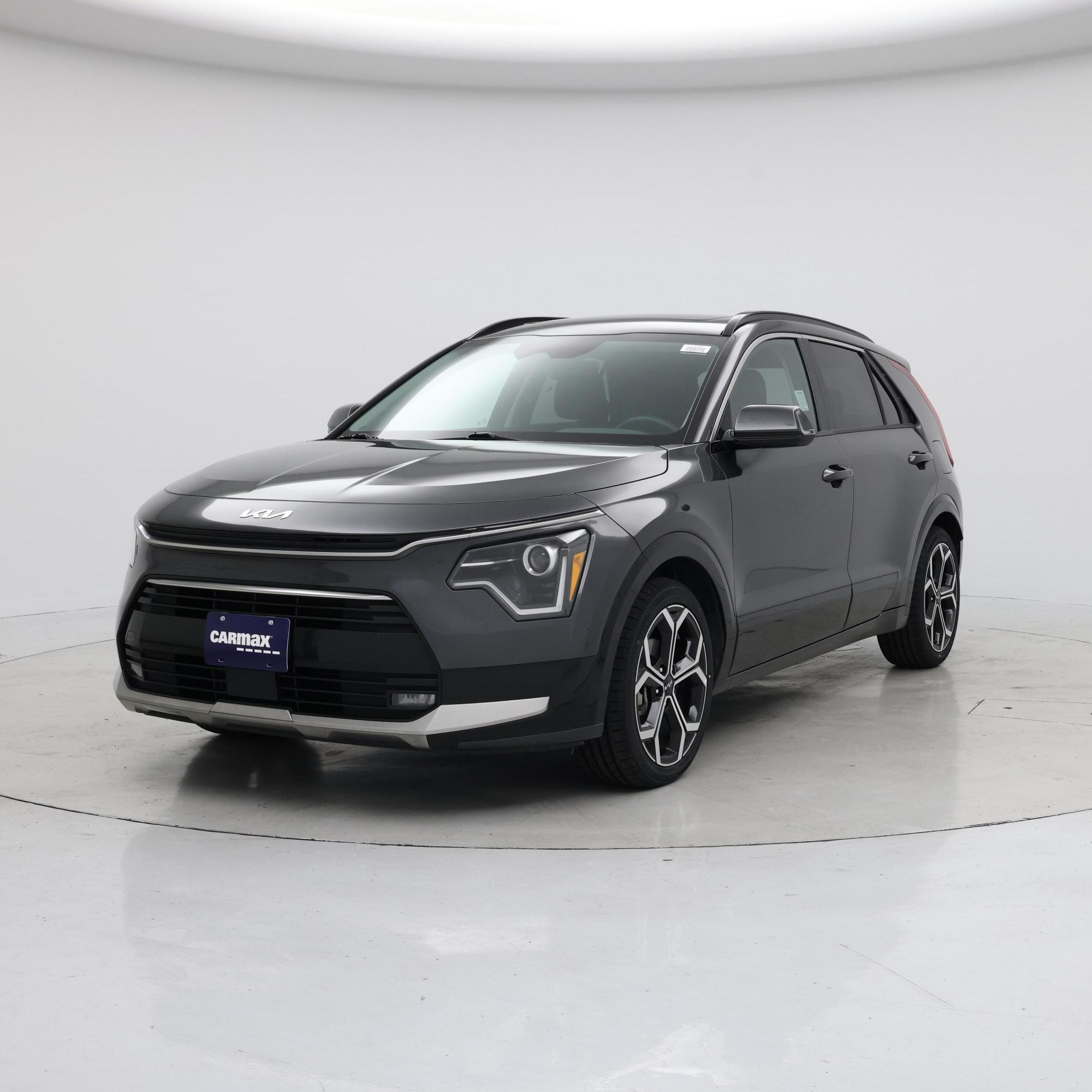 Thumbnail: 2023 Kia Niro - 4