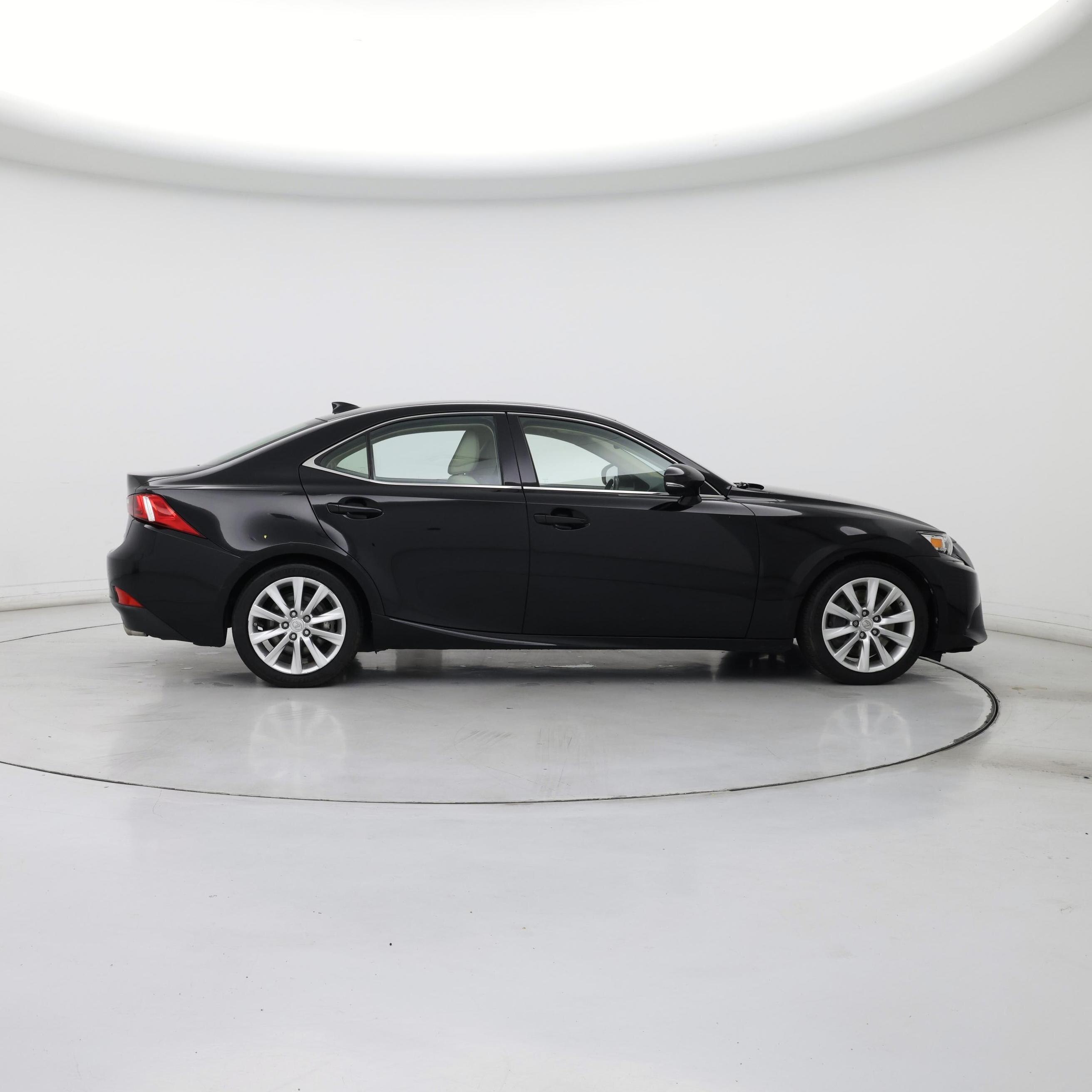 Thumbnail: 2016 Lexus IS - 7
