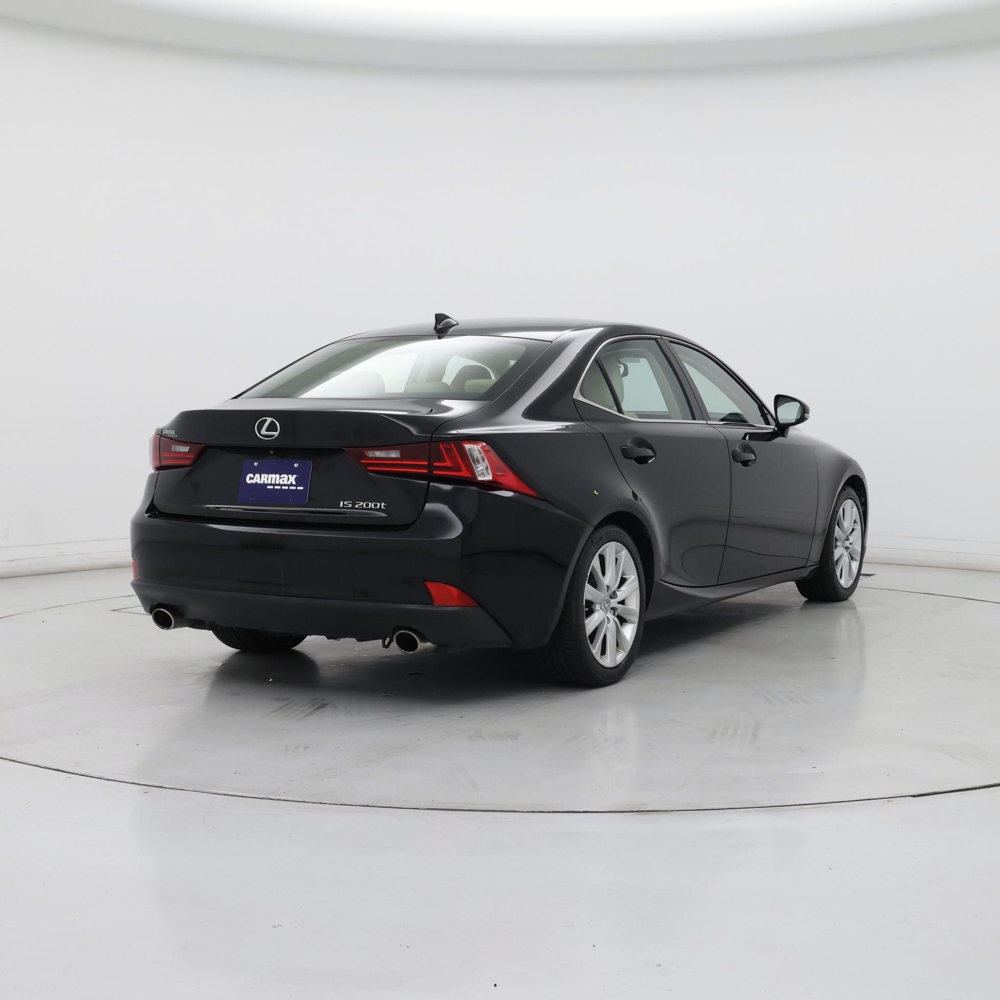 Thumbnail: 2016 Lexus IS - 8