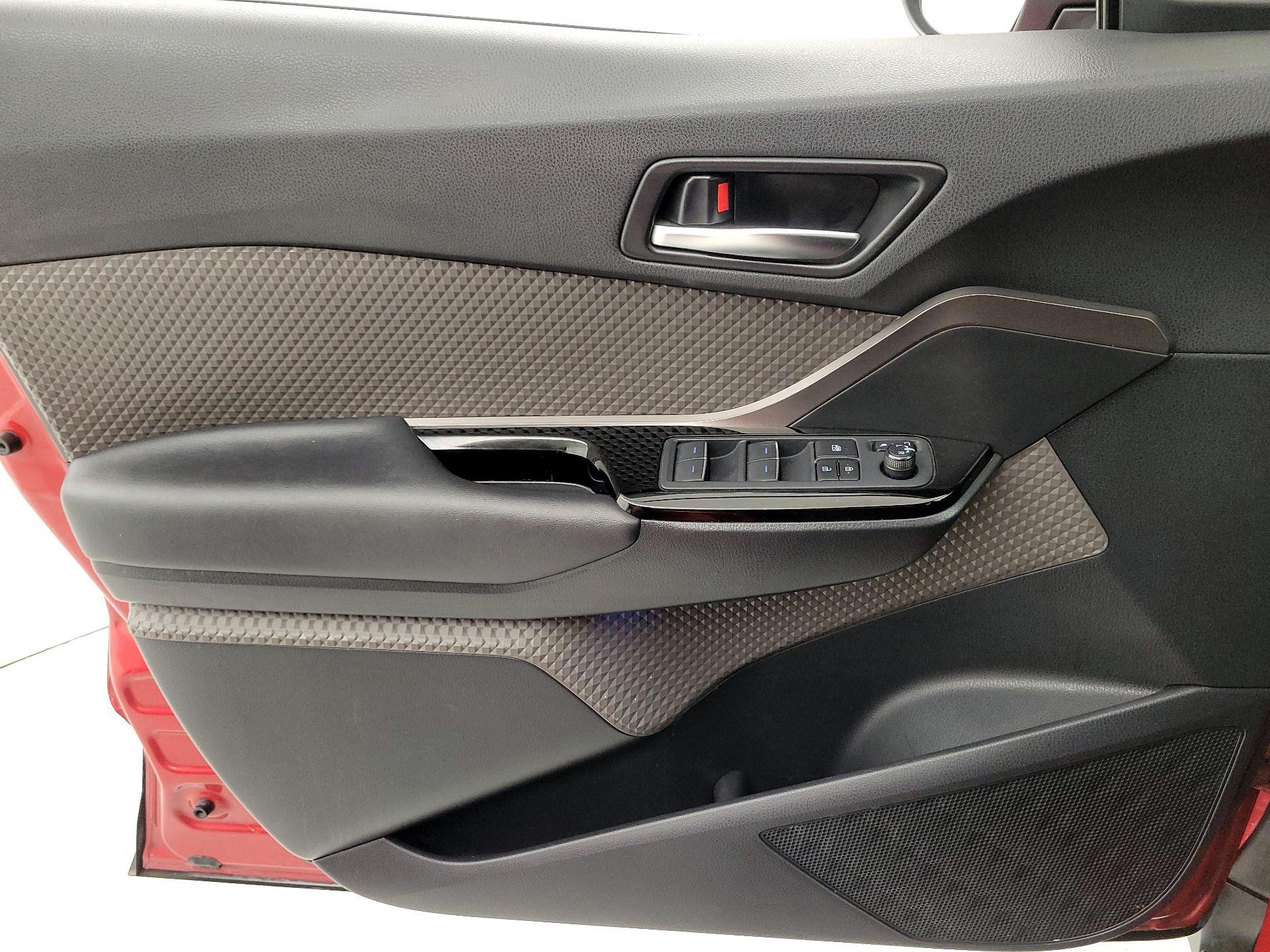 Thumbnail: 2020 Toyota C-HR - 12