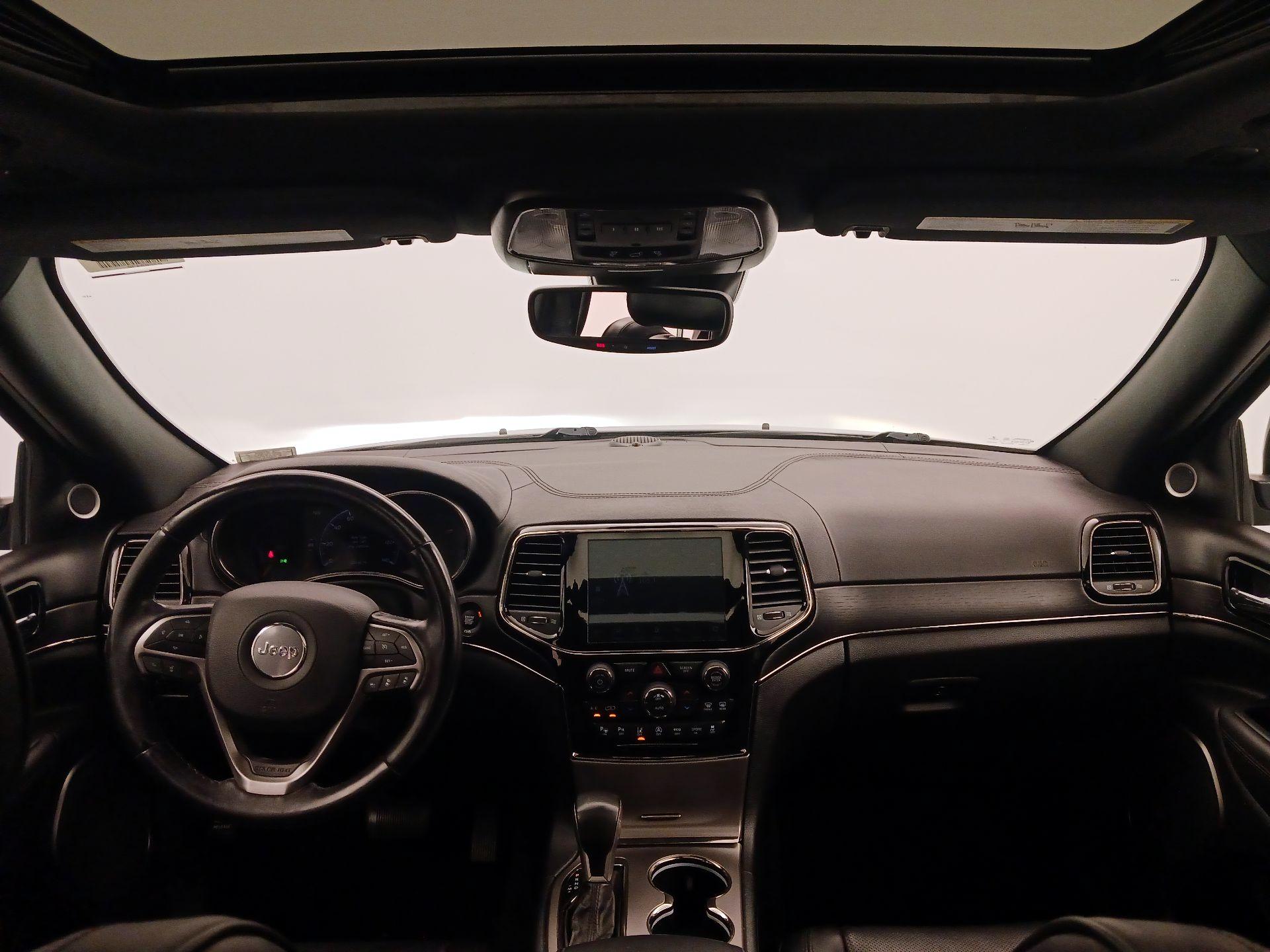 Thumbnail: 2020 Jeep Grand Cherokee - 9