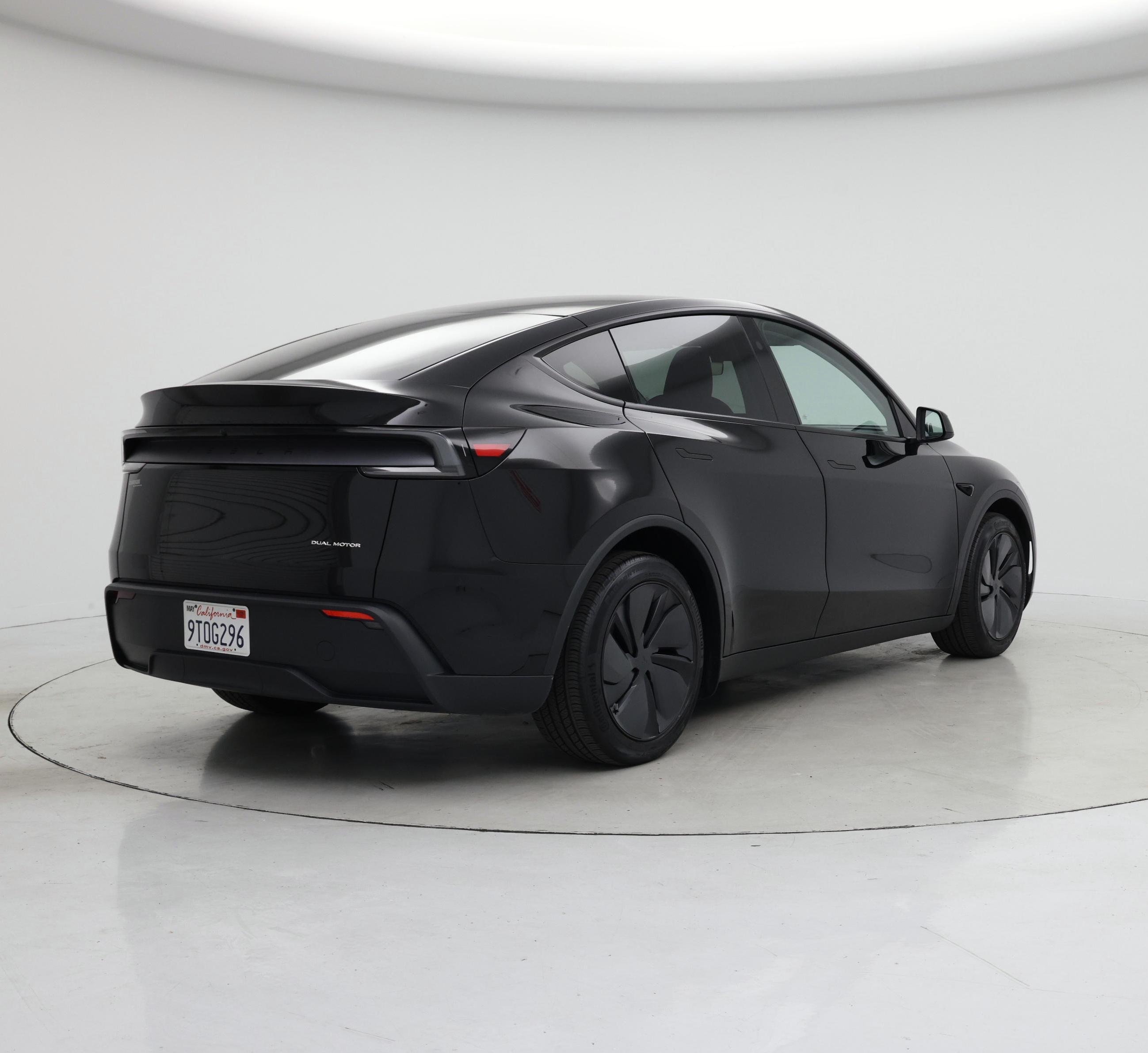 Thumbnail: 2026 Tesla Model Y - 8