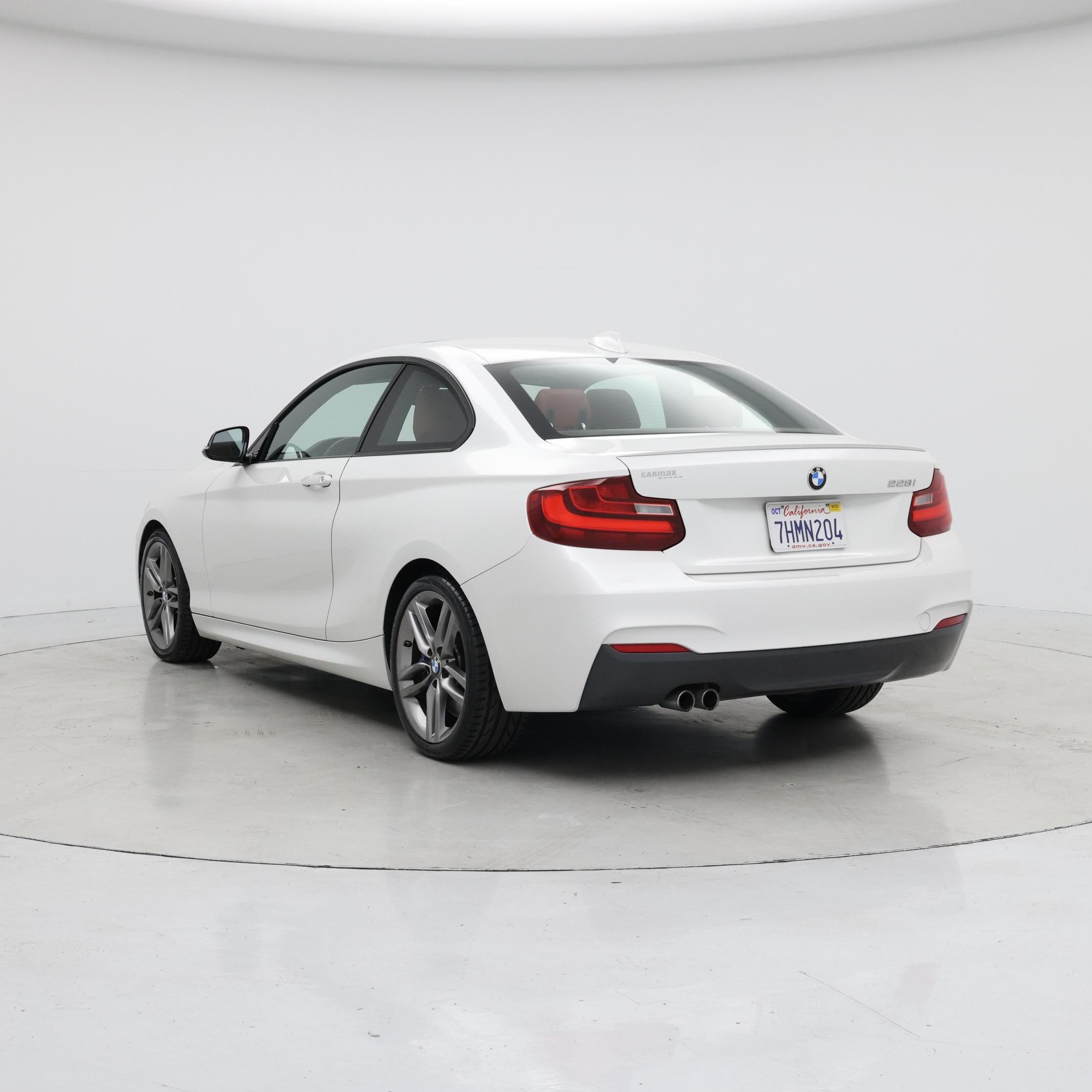Thumbnail: 2015 BMW 2 Series - 2