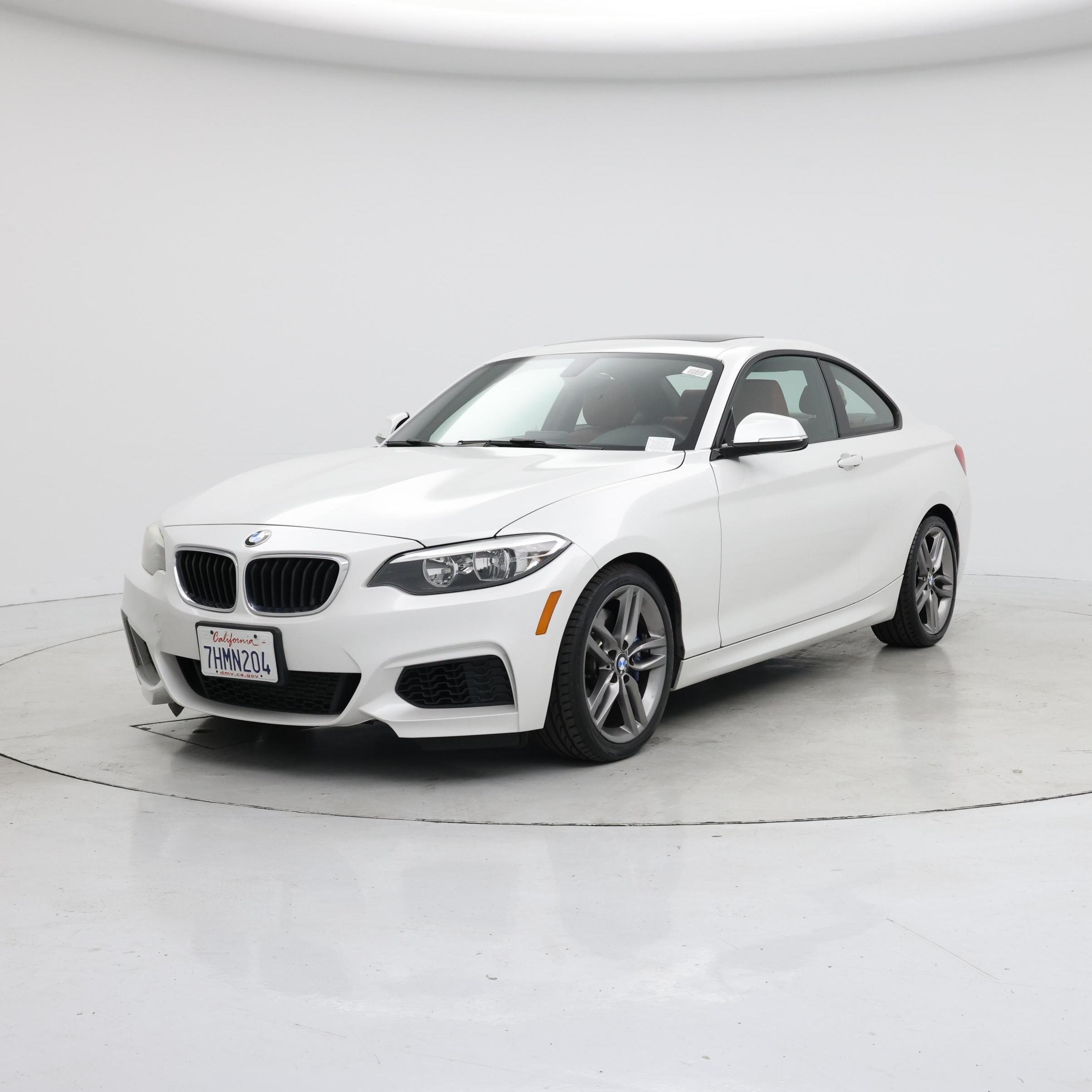 Thumbnail: 2015 BMW 2 Series - 4