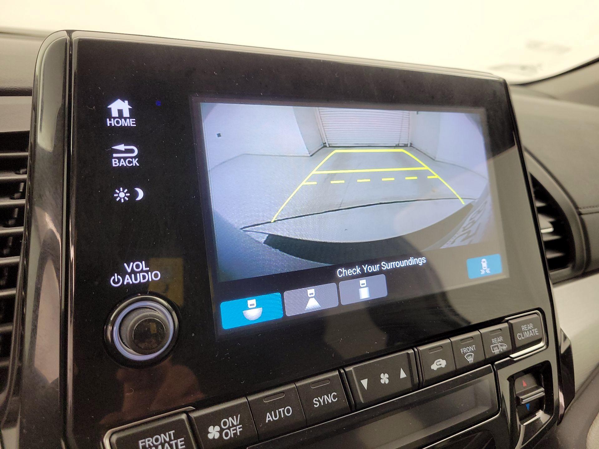 Thumbnail: 2019 Honda Odyssey - 14