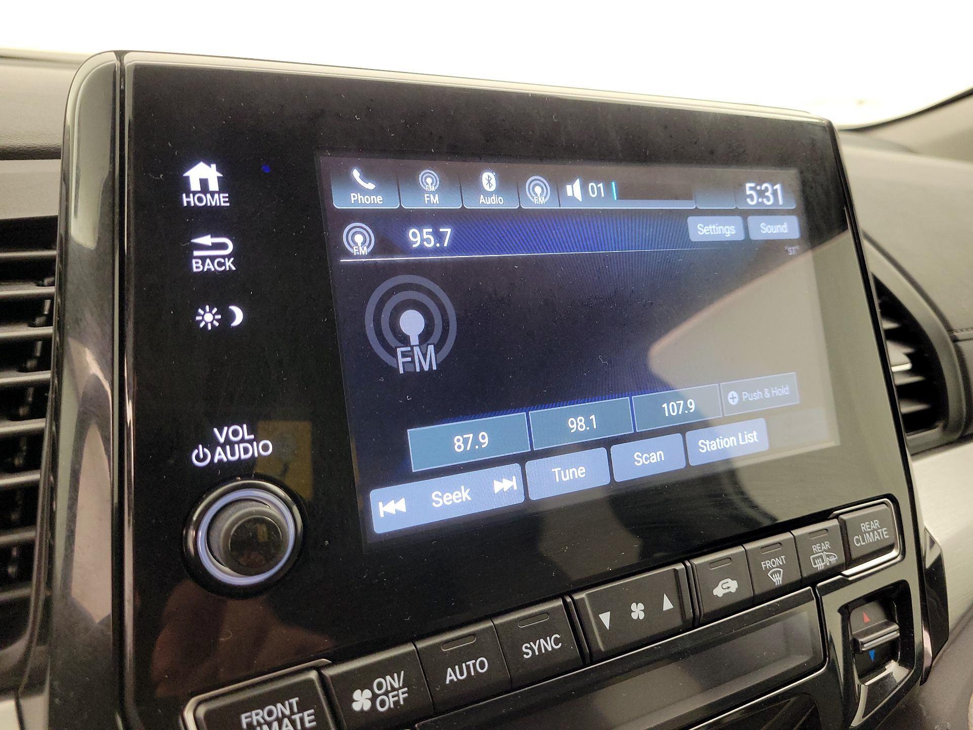 Thumbnail: 2019 Honda Odyssey - 15