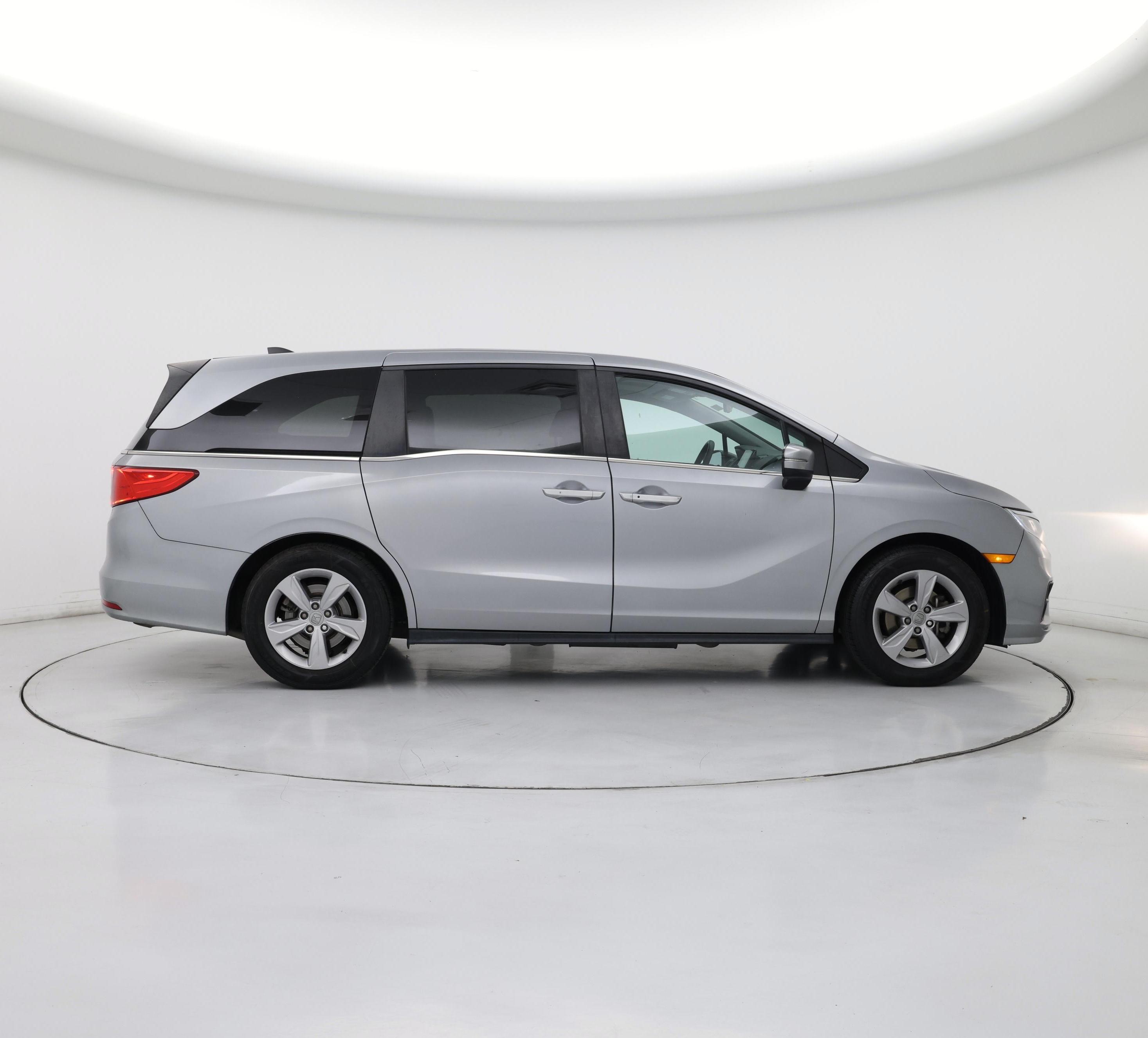 Thumbnail: 2019 Honda Odyssey - 7