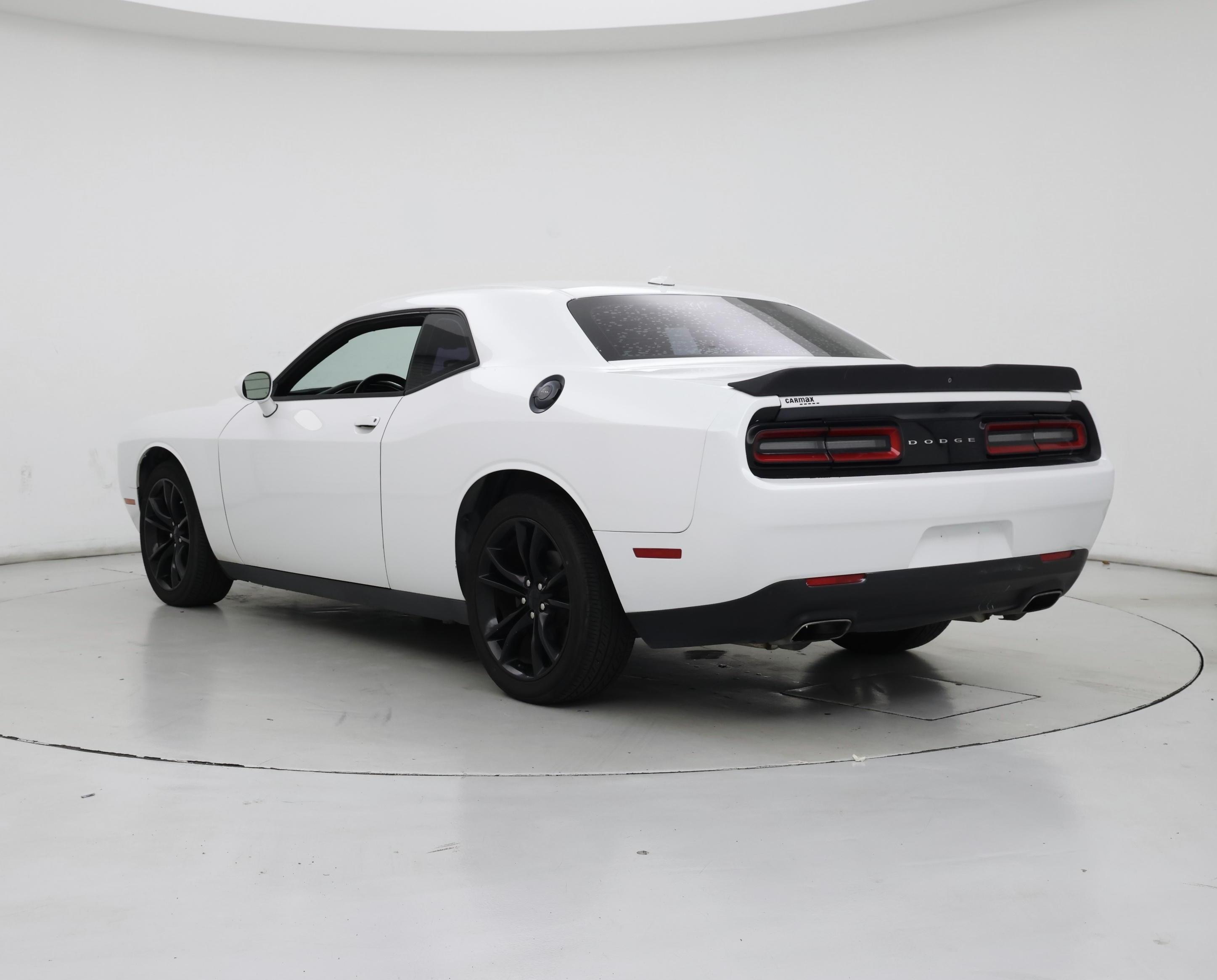 Thumbnail: 2016 Dodge Challenger - 2