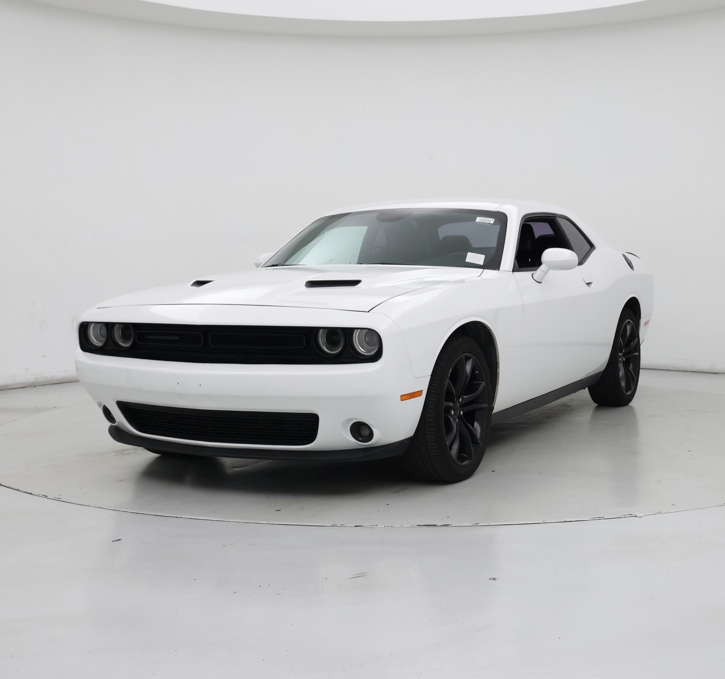 Thumbnail: 2016 Dodge Challenger - 4