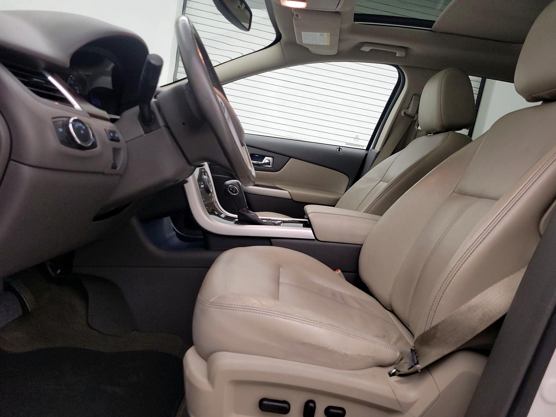Thumbnail: 2013 Ford Edge - 11