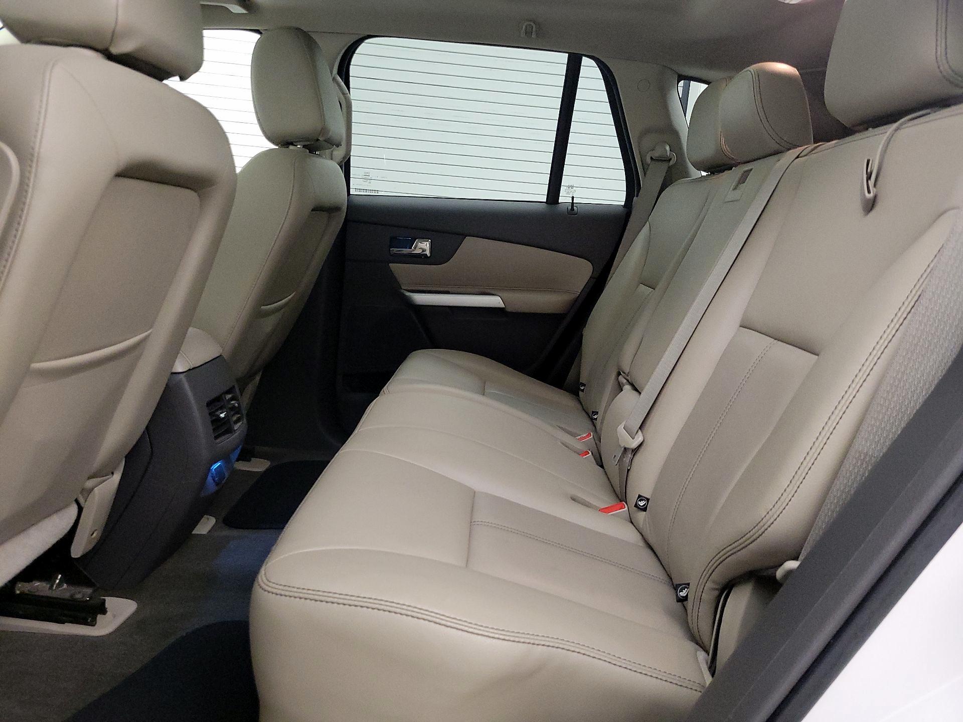 Thumbnail: 2013 Ford Edge - 20
