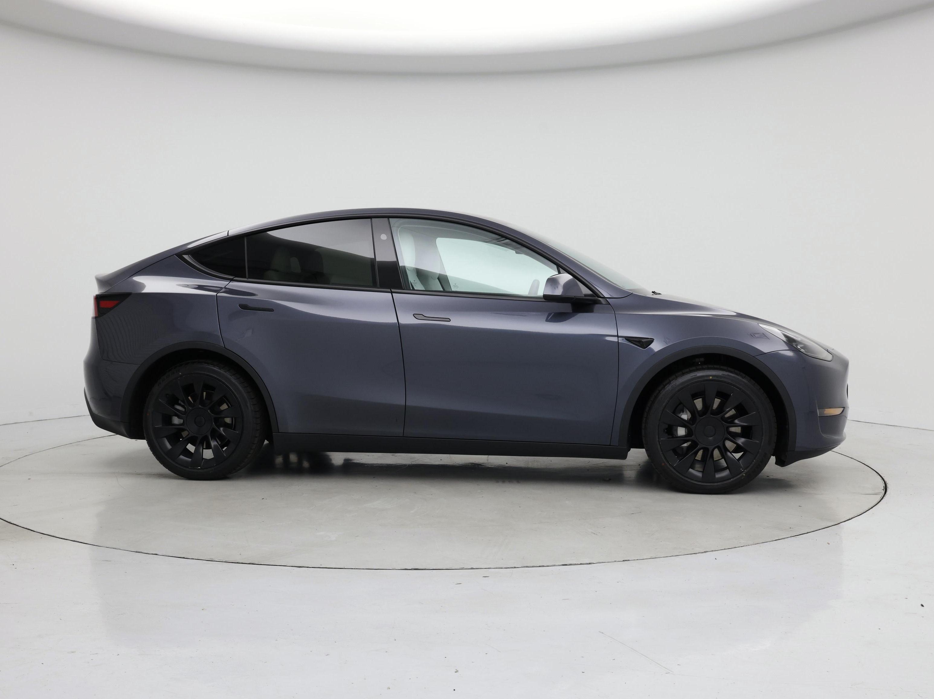 Thumbnail: 2023 Tesla Model Y - 7