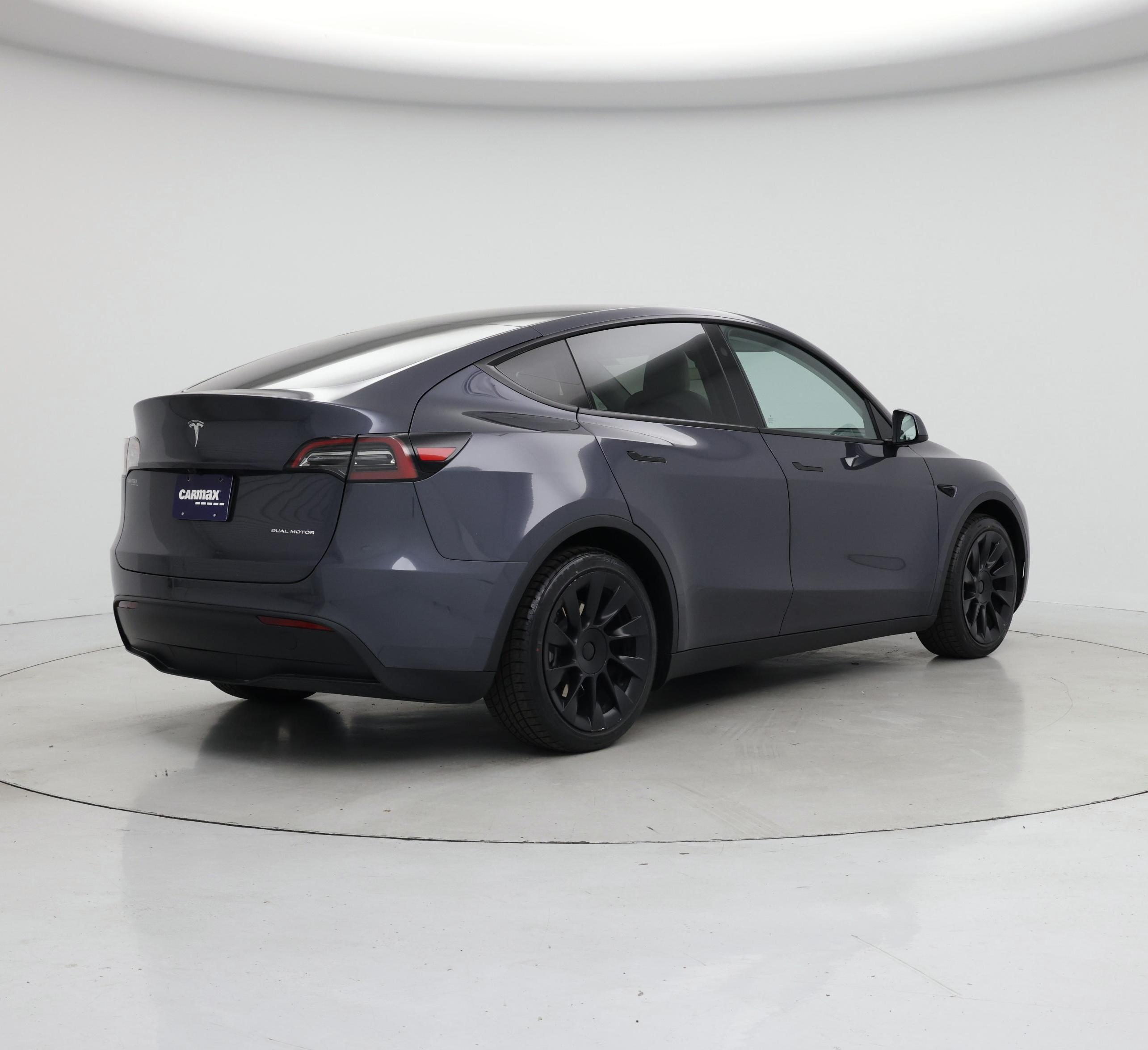 Thumbnail: 2023 Tesla Model Y - 8