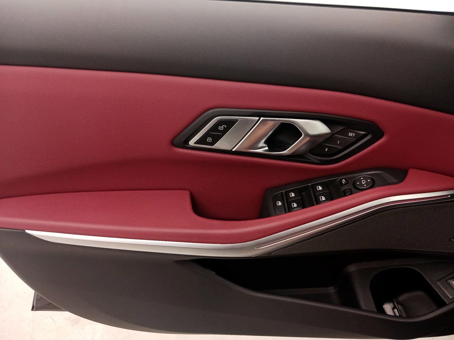 Thumbnail: 2023 BMW 3 Series - 12
