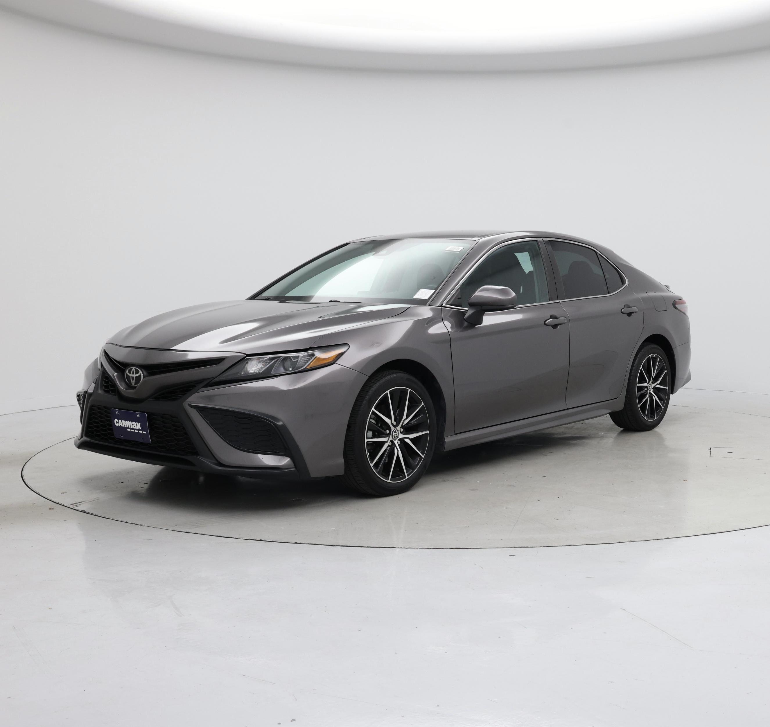 Thumbnail: 2021 Toyota Camry - 4