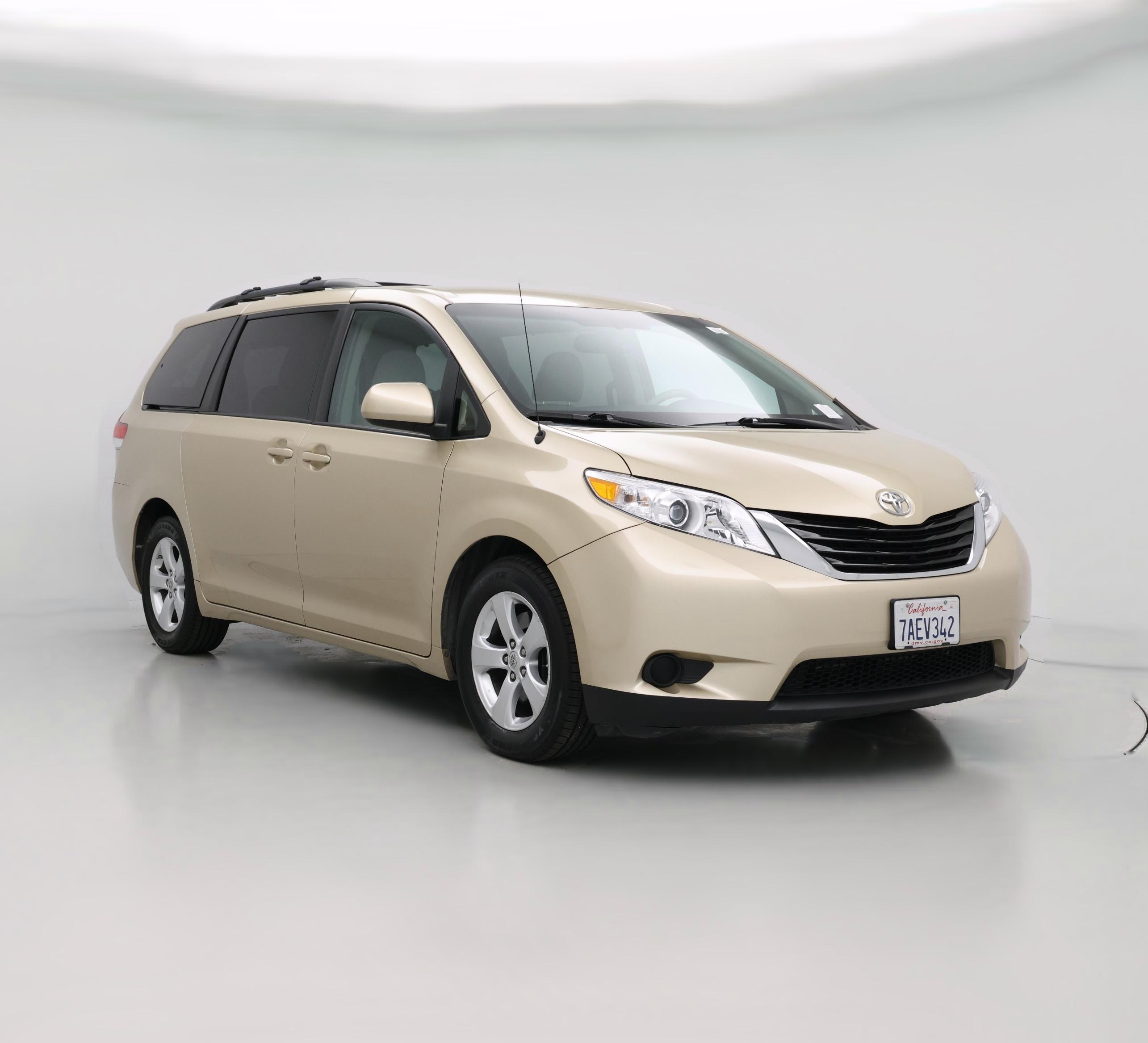 Thumbnail: 2013 Toyota Sienna - 1