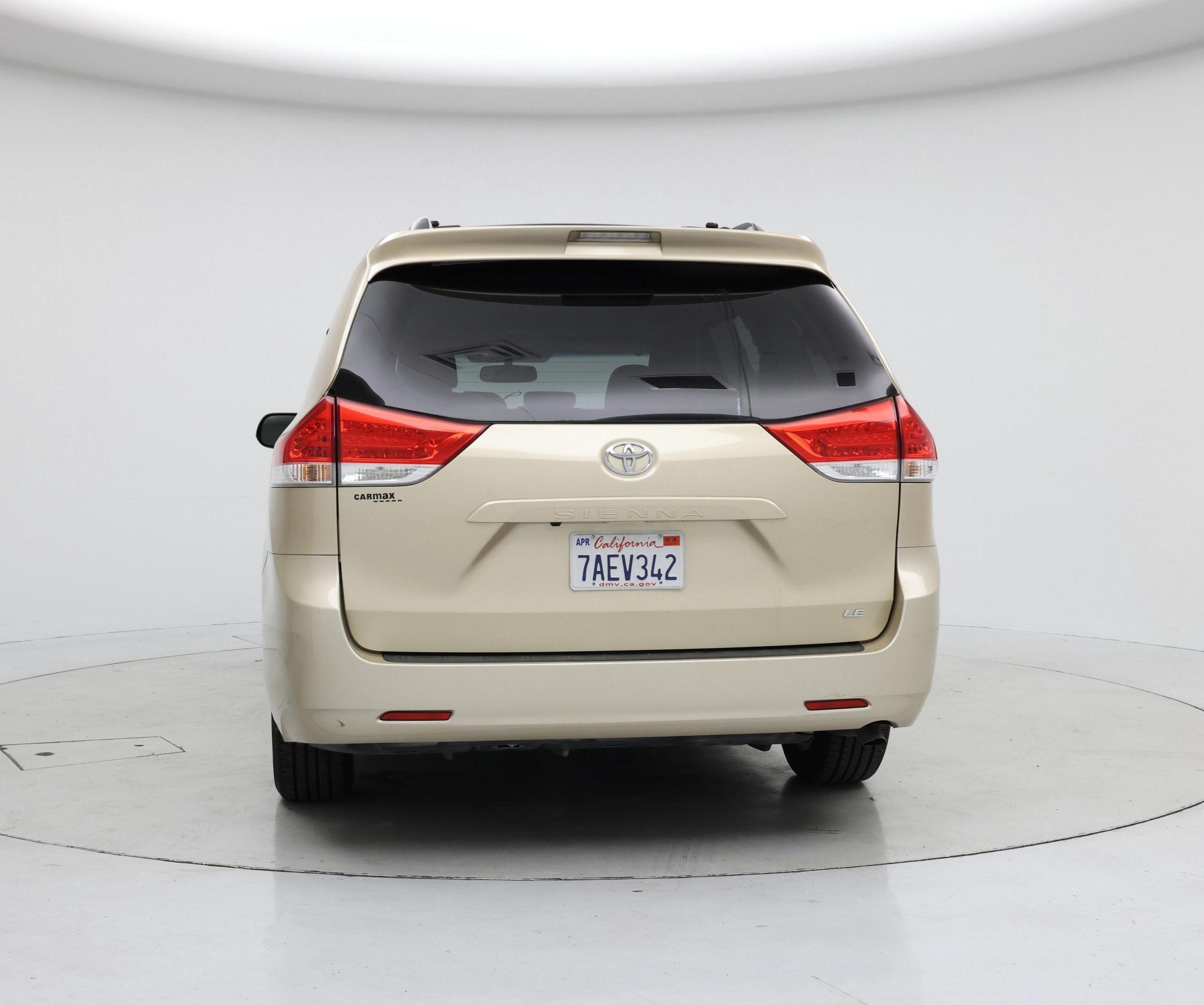 Thumbnail: 2013 Toyota Sienna - 6