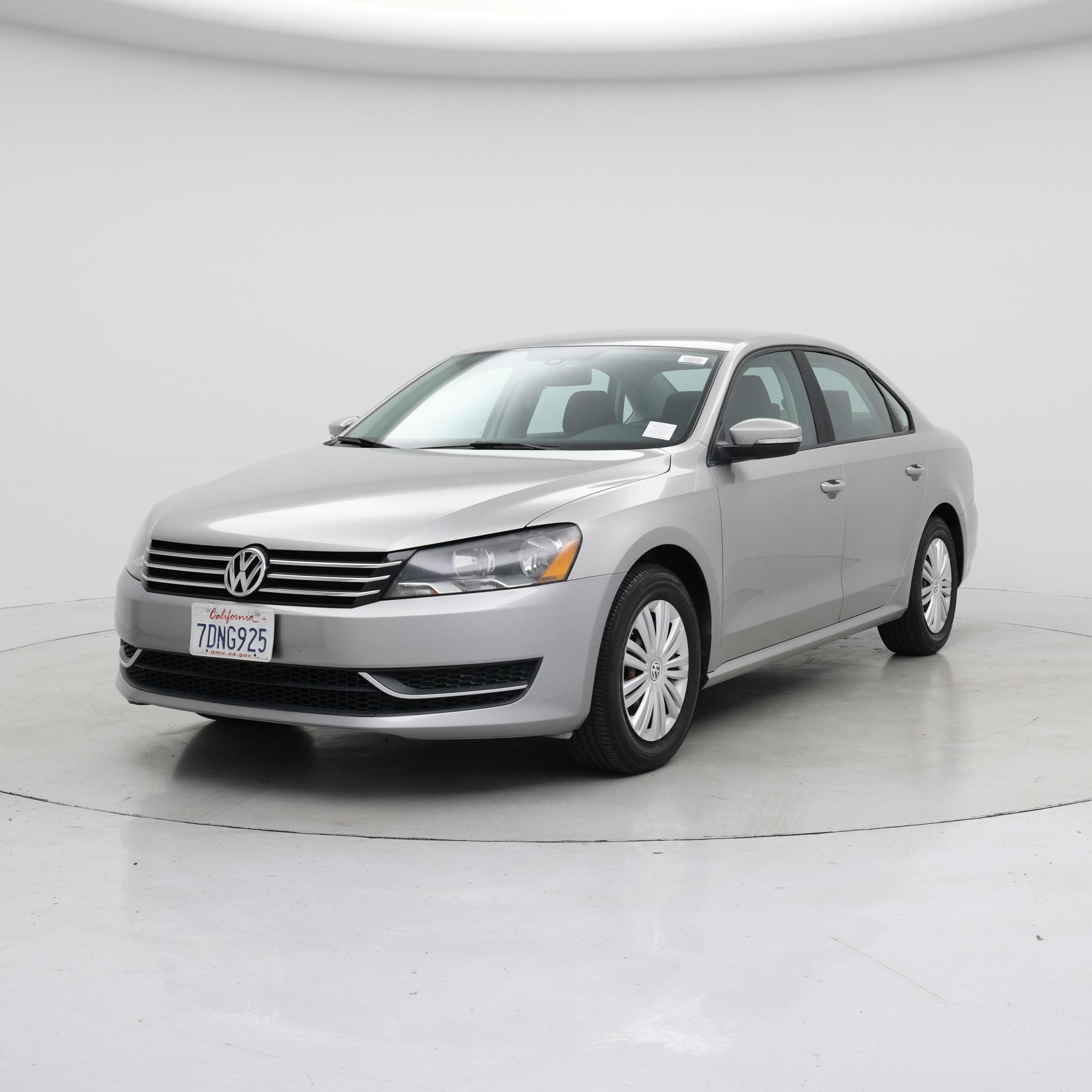 Thumbnail: 2014 Volkswagen Passat - 4