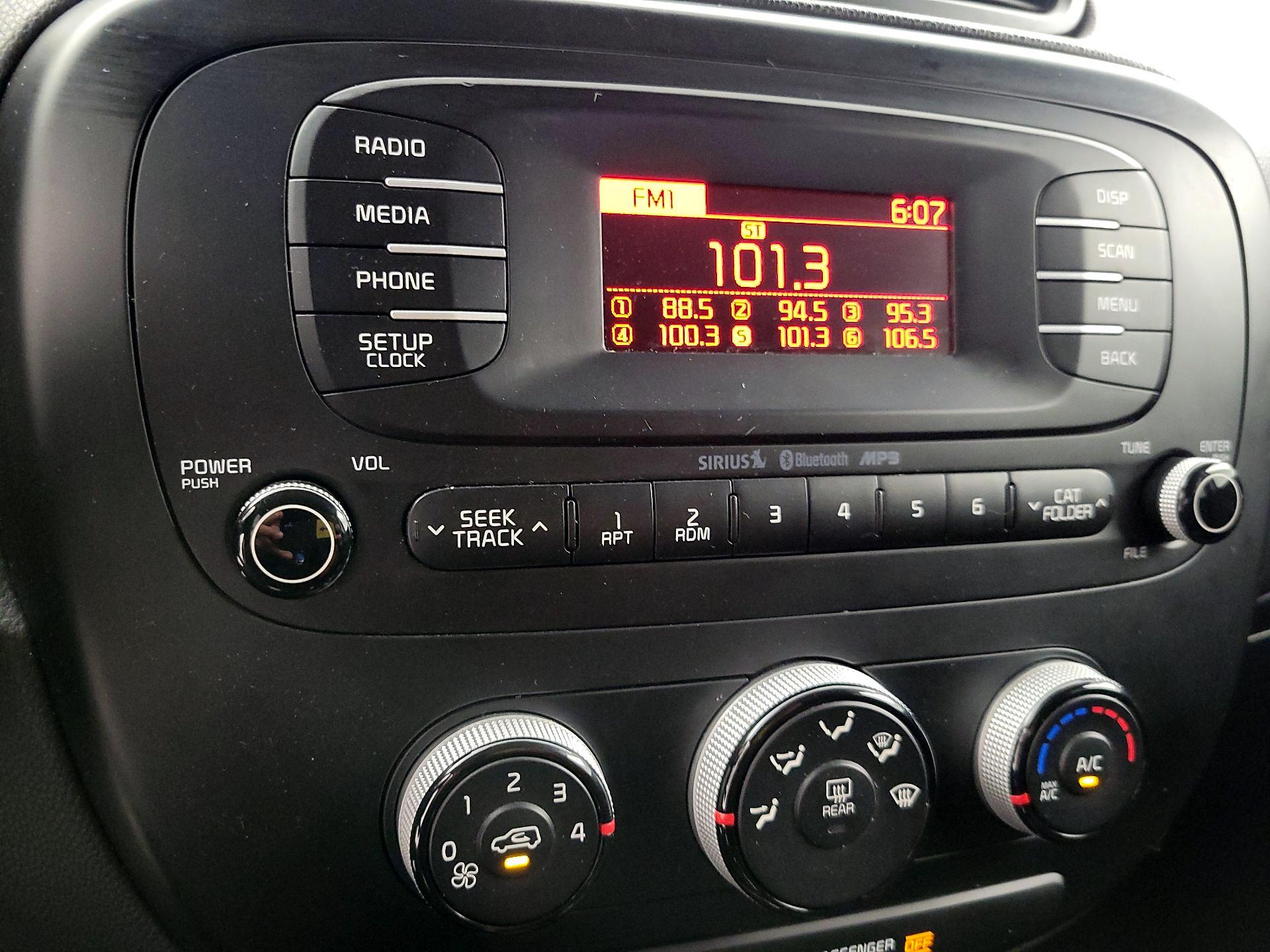 Thumbnail: 2016 Kia Soul - 14