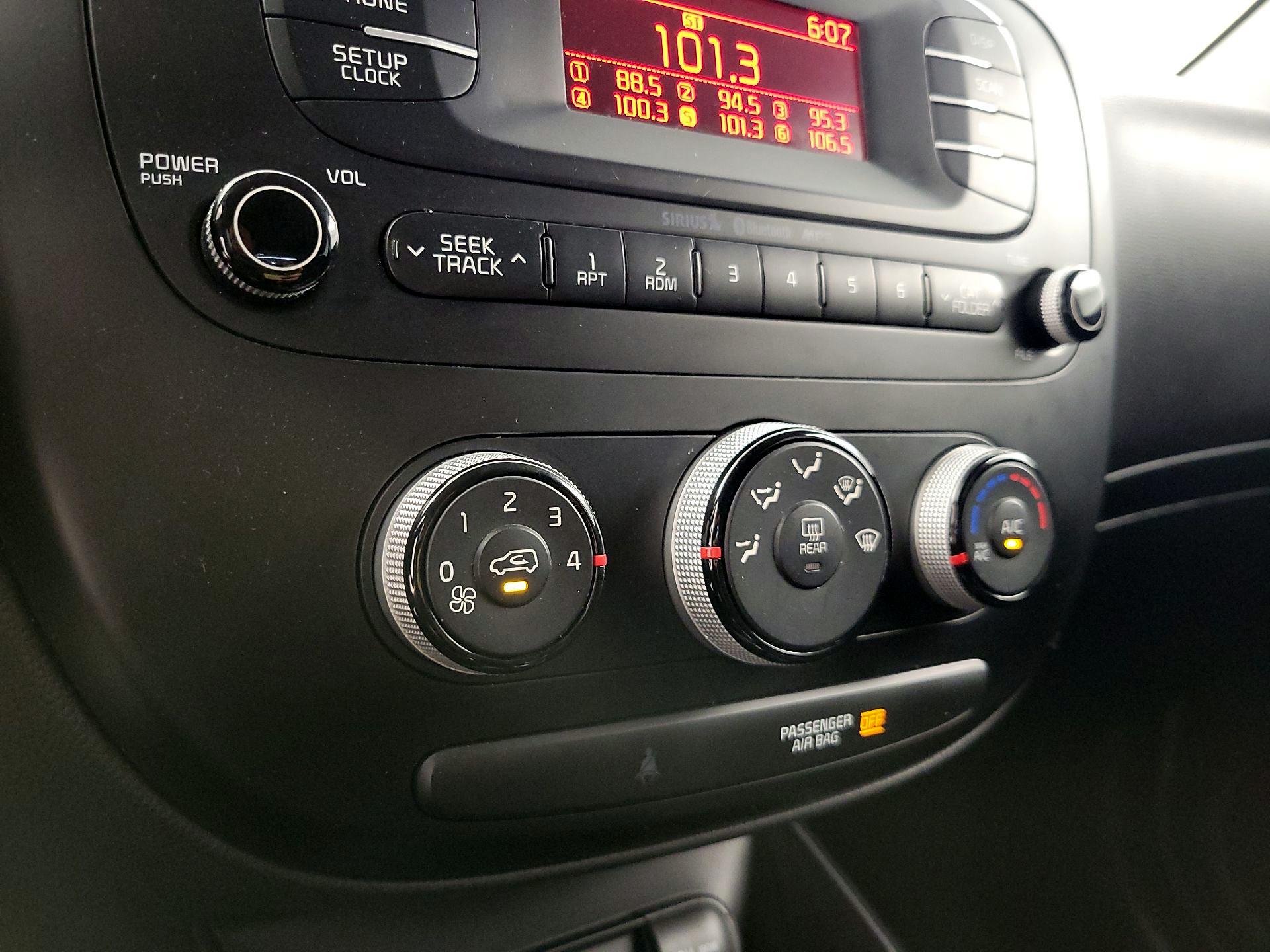 Thumbnail: 2016 Kia Soul - 15