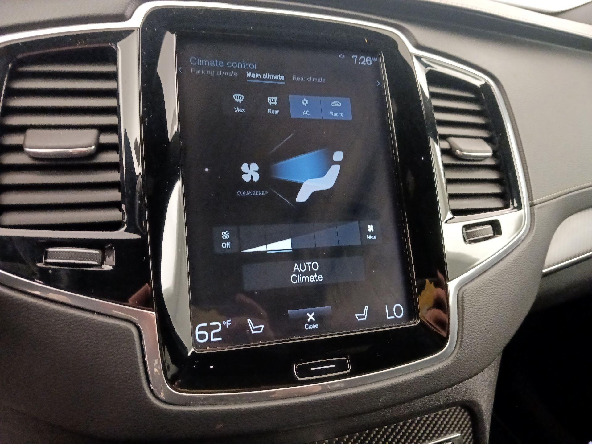 Thumbnail: 2019 Volvo XC90 - 17