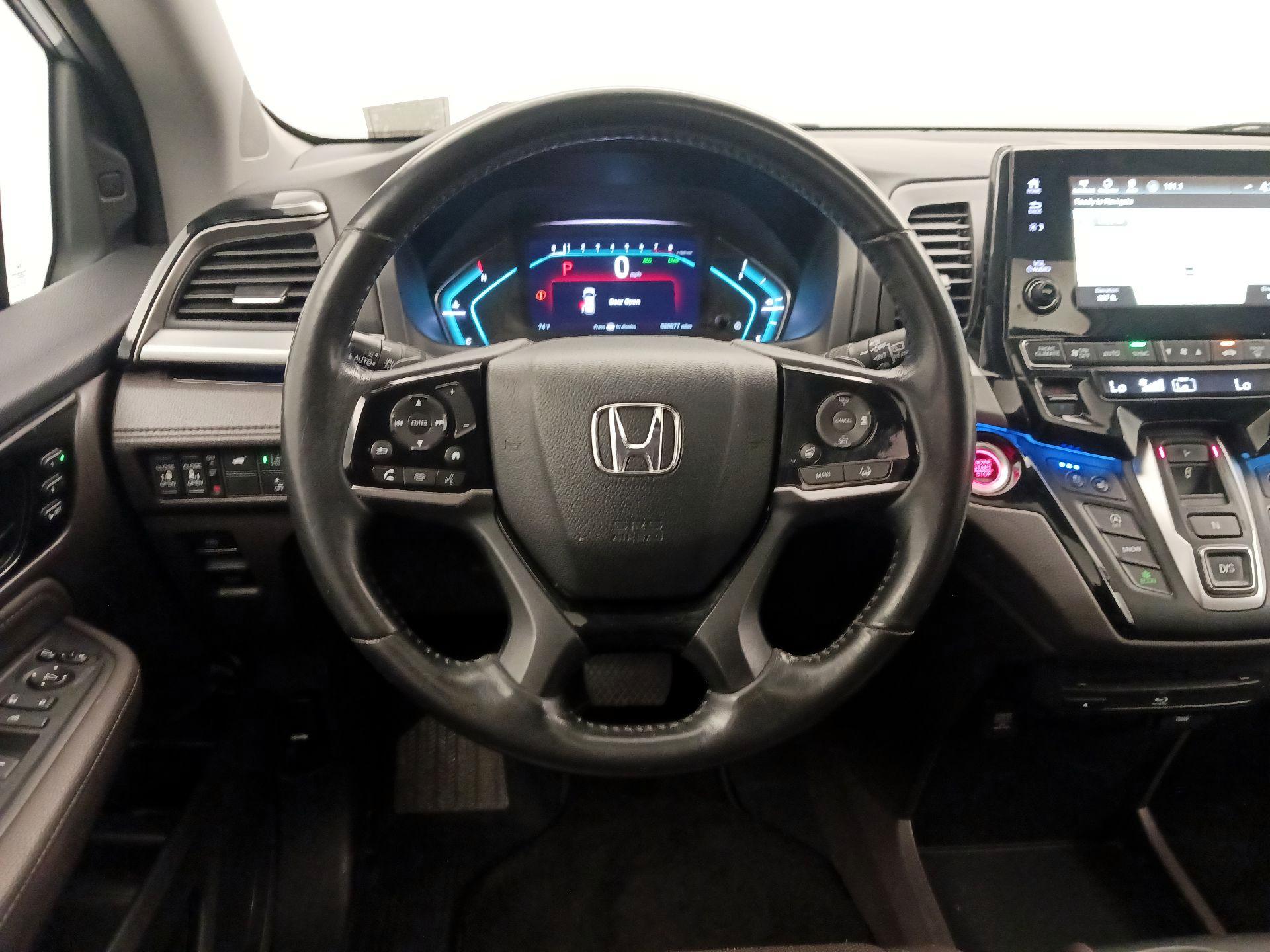 Thumbnail: 2018 Honda Odyssey - 10