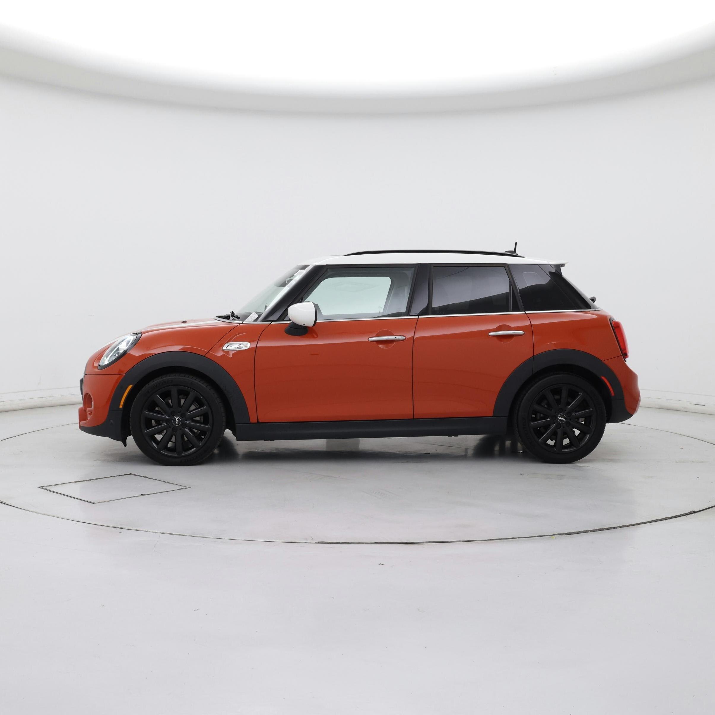 Thumbnail: 2020 MINI Cooper Hardtop - 3